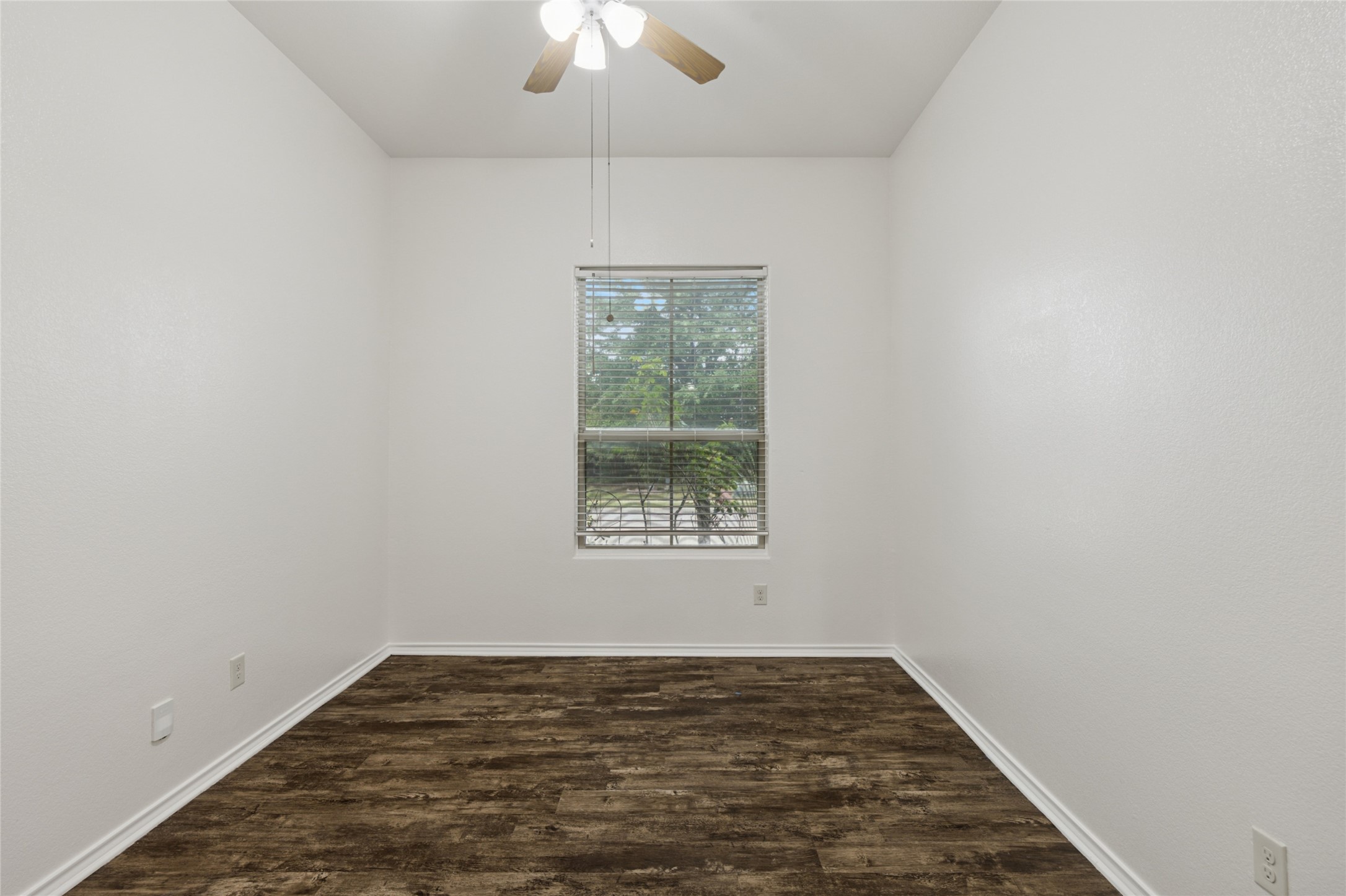 4509 Barberry Tree Cove