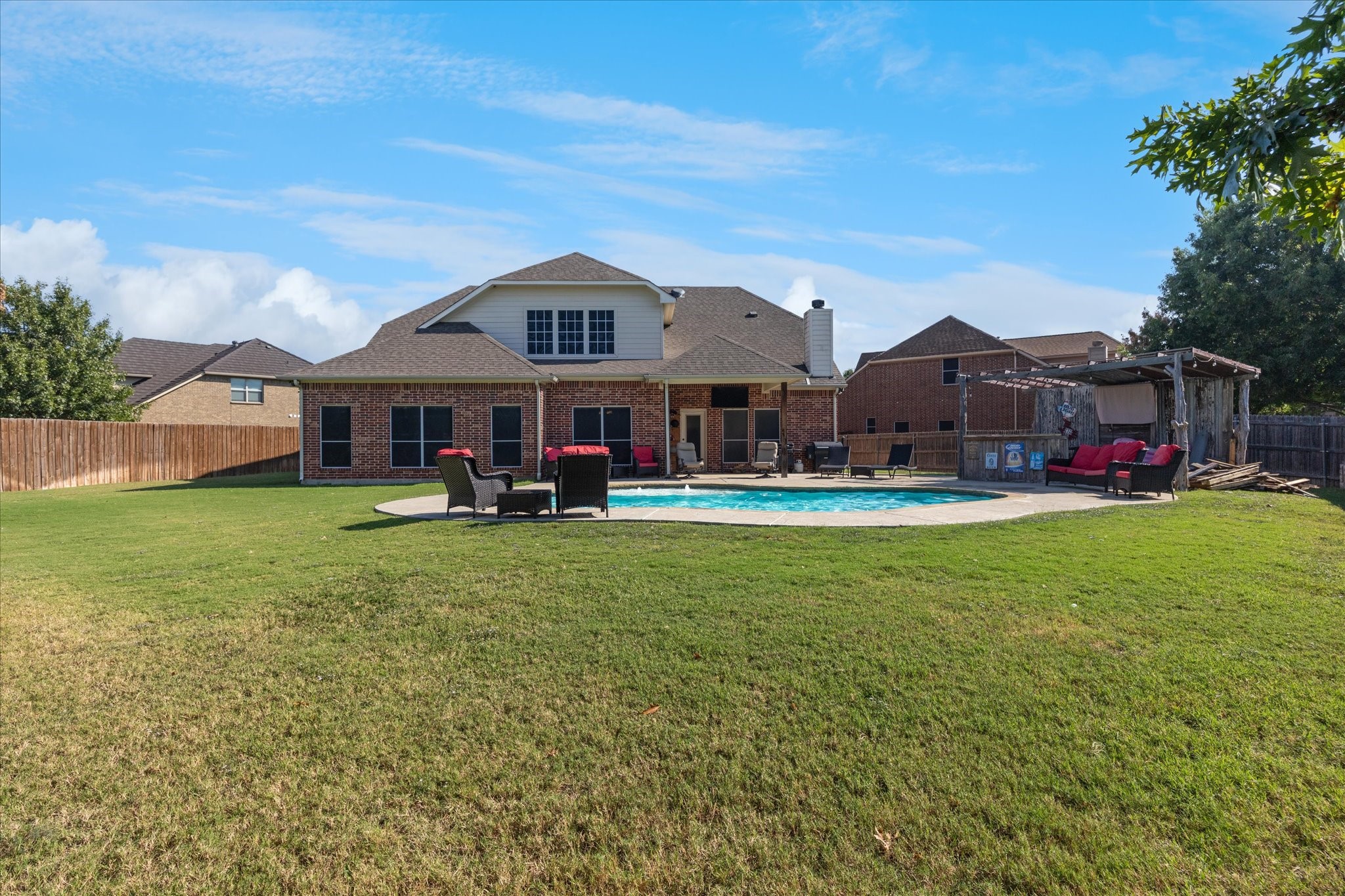 1220 Clairemont Lane