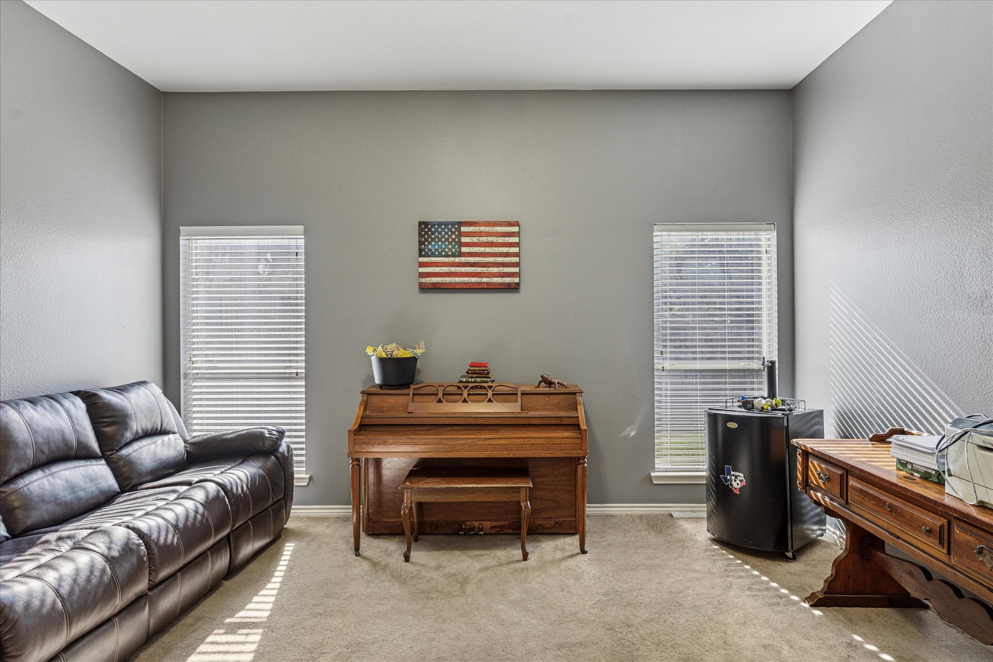 1220 Clairemont Lane