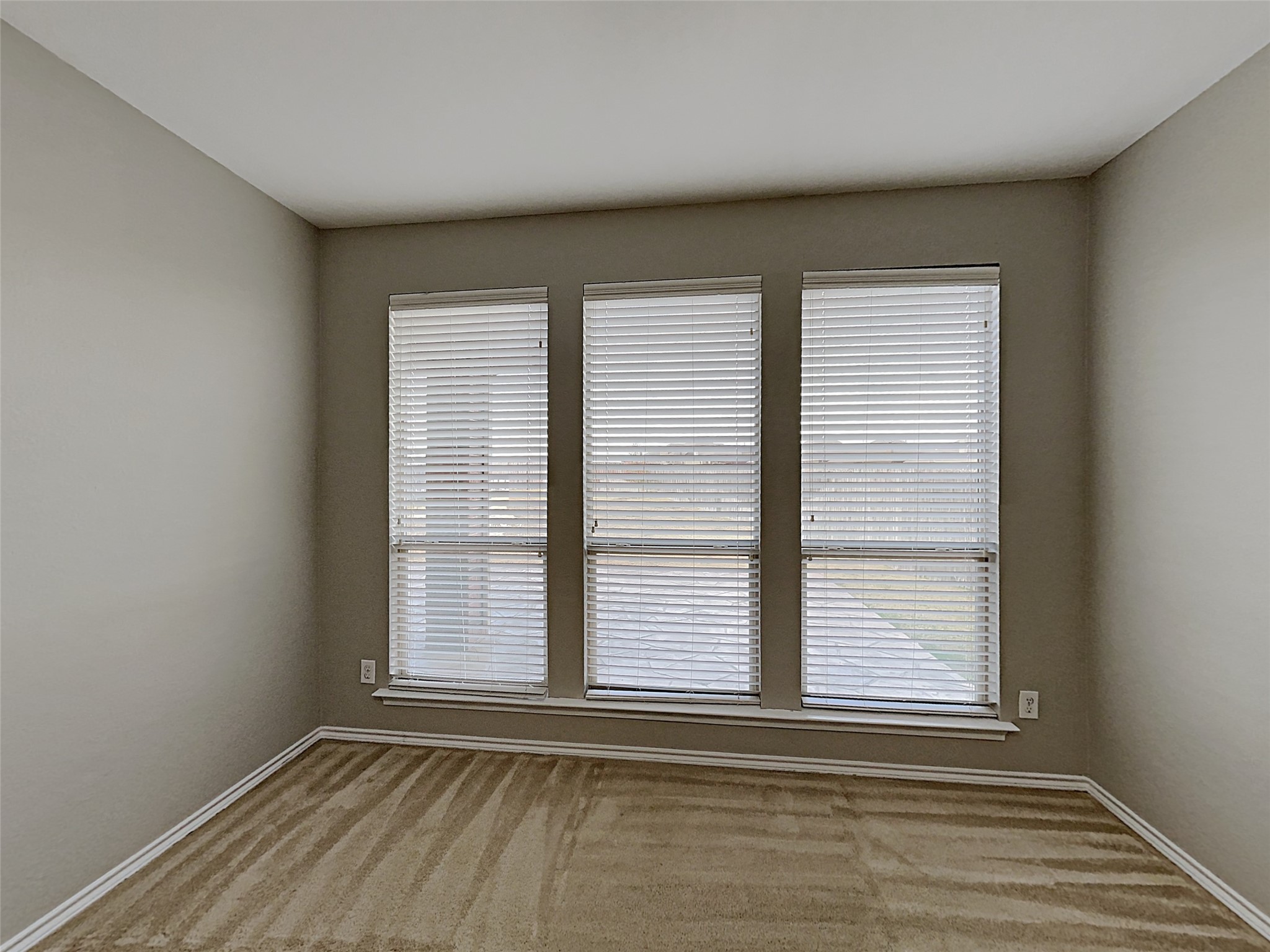 12825 Hidden Valley Court