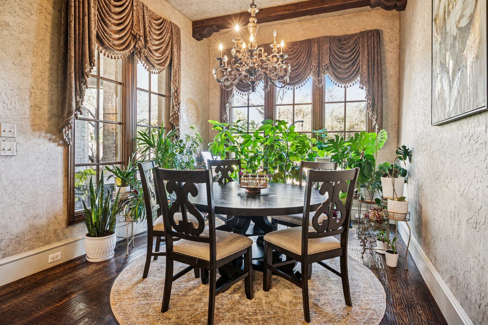 4901 Rockrimmon Court