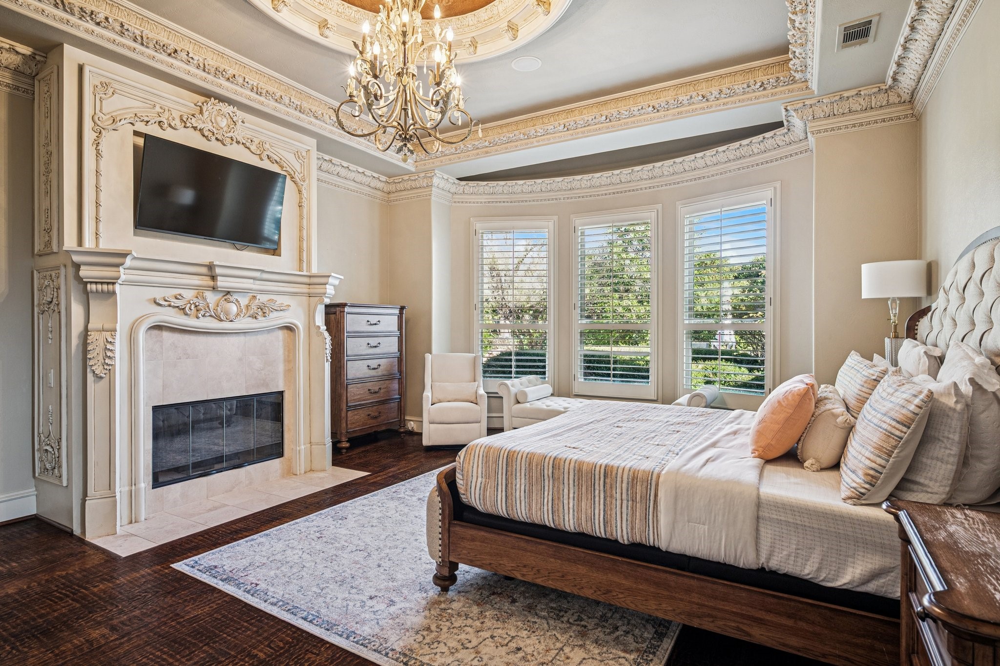 4901 Rockrimmon Court