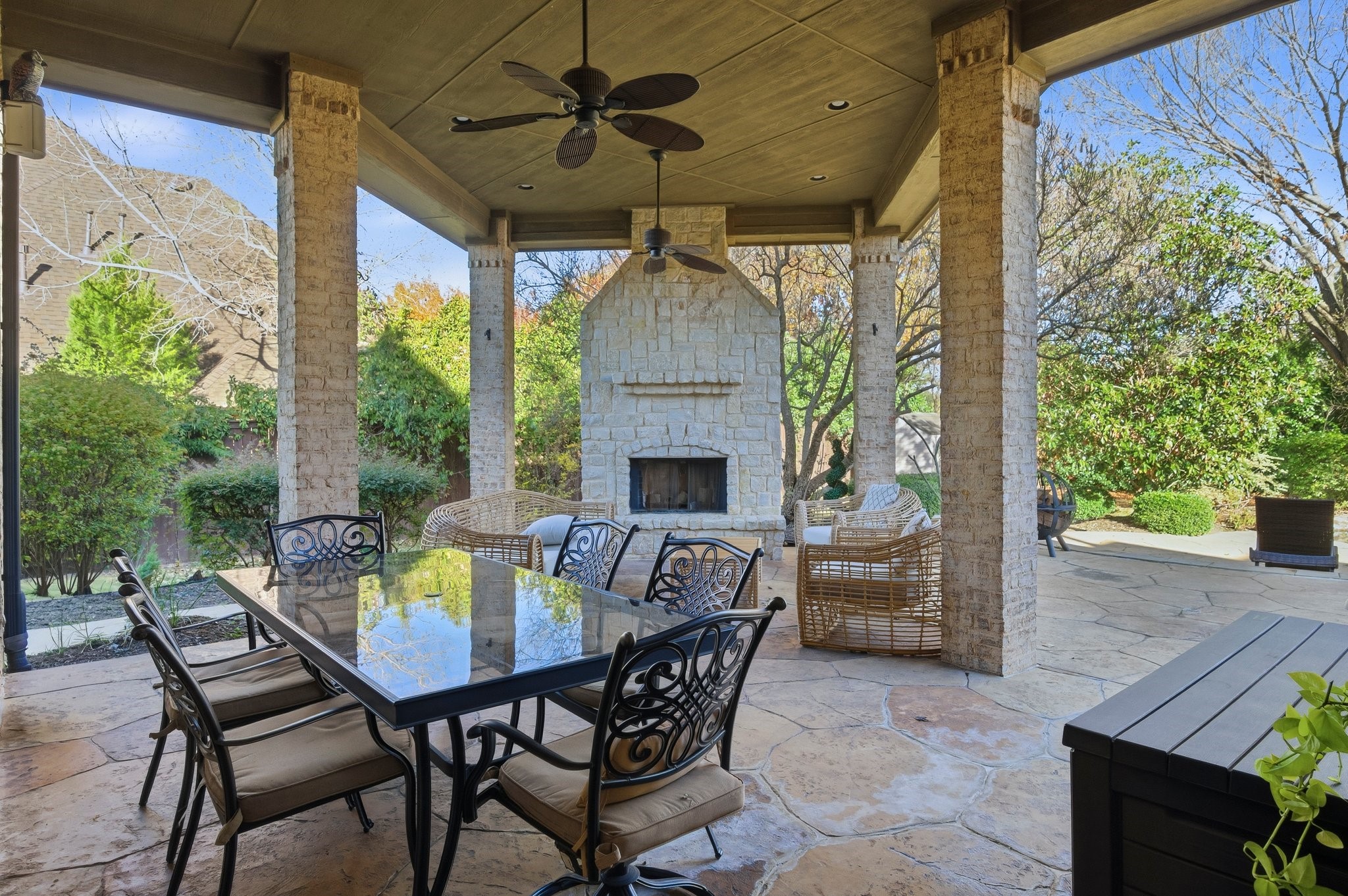 4901 Rockrimmon Court