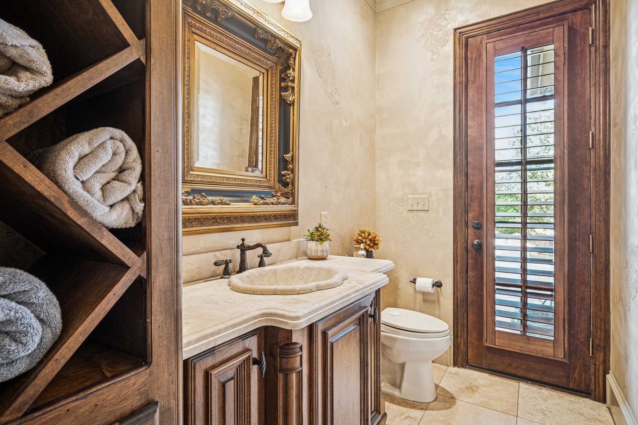 4901 Rockrimmon Court