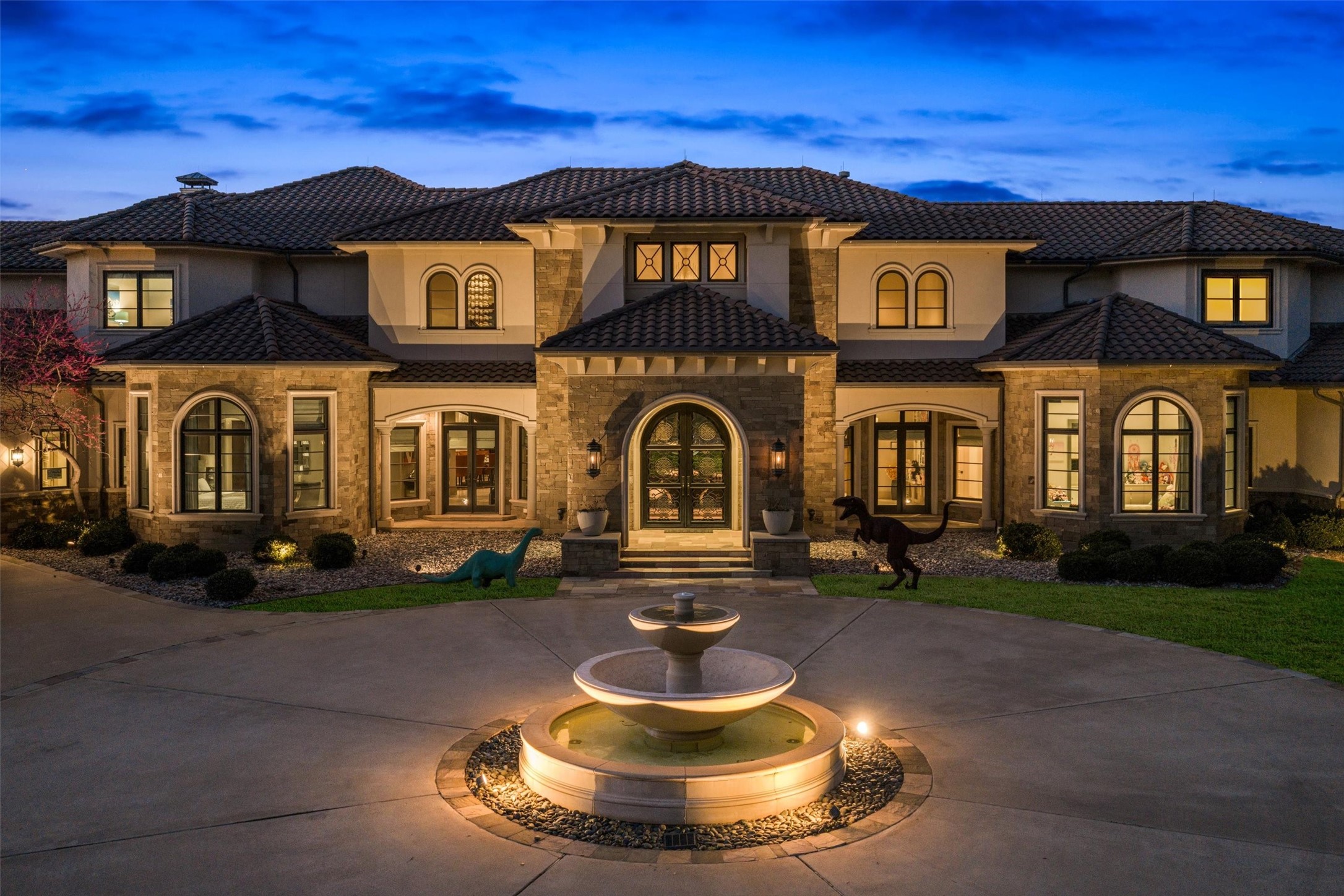 940 W Dove Road