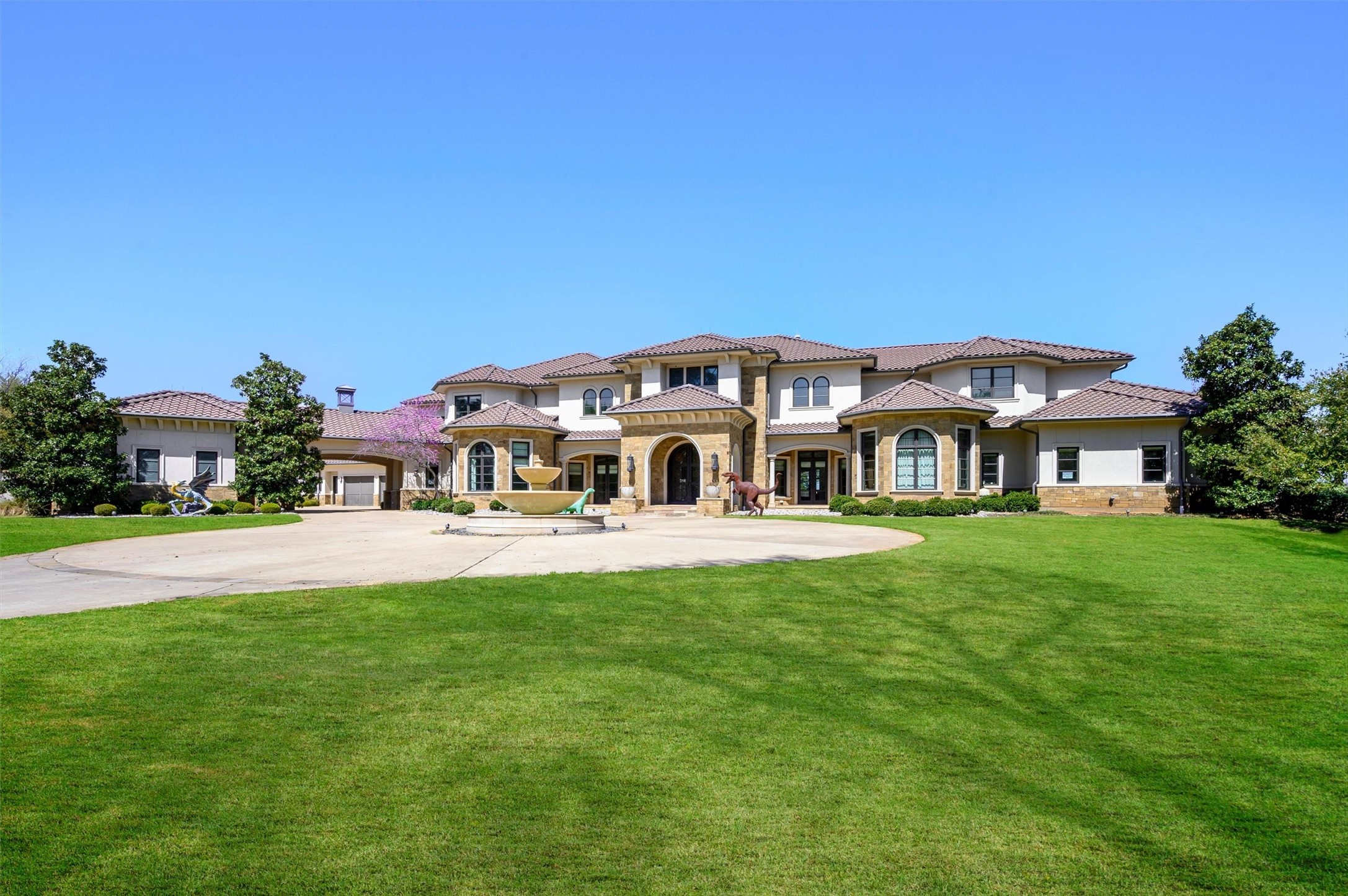 940 W Dove Road