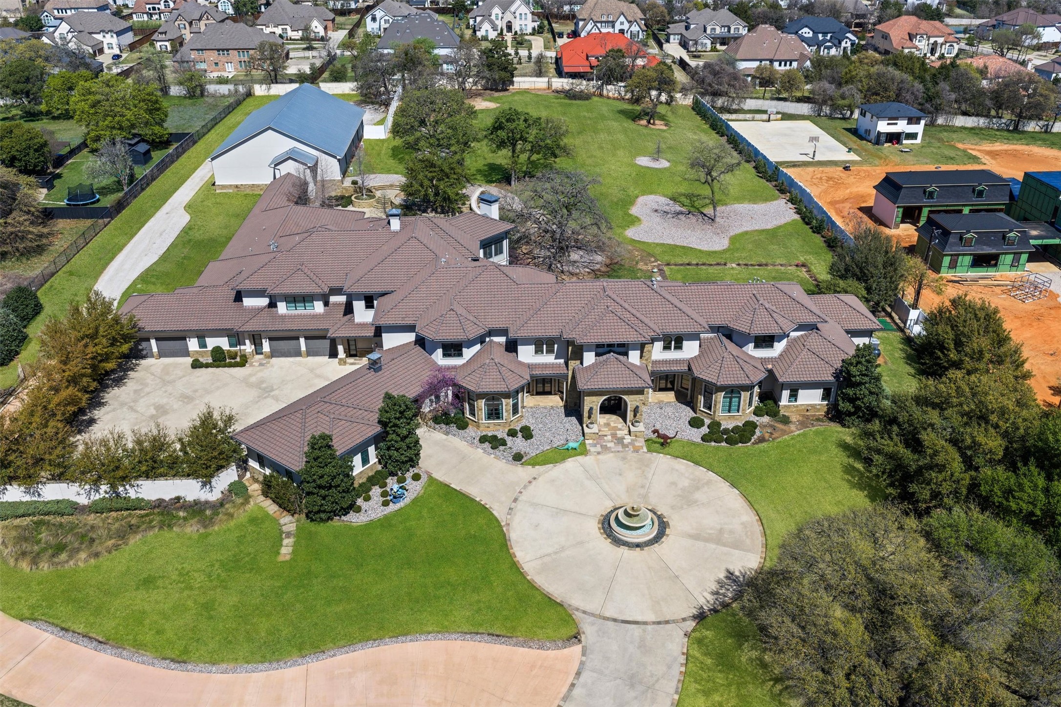 940 W Dove Road