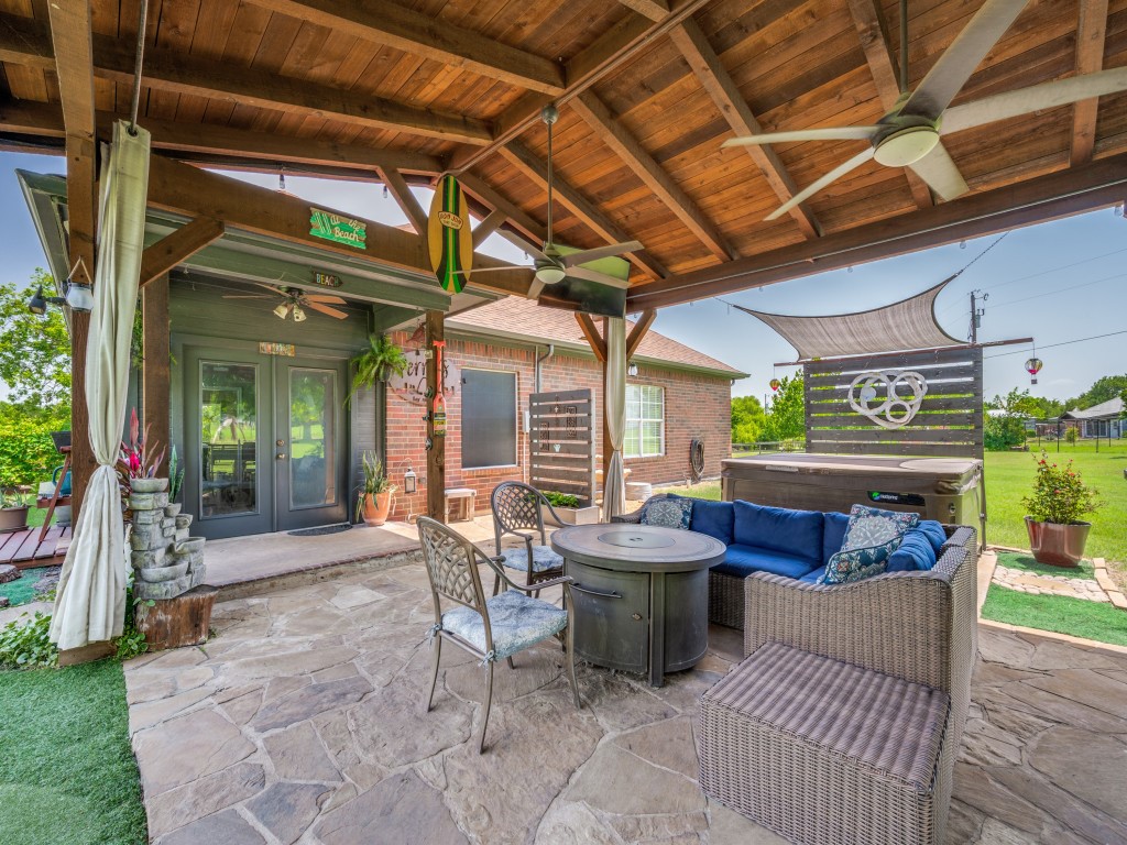 122 Collin Court
