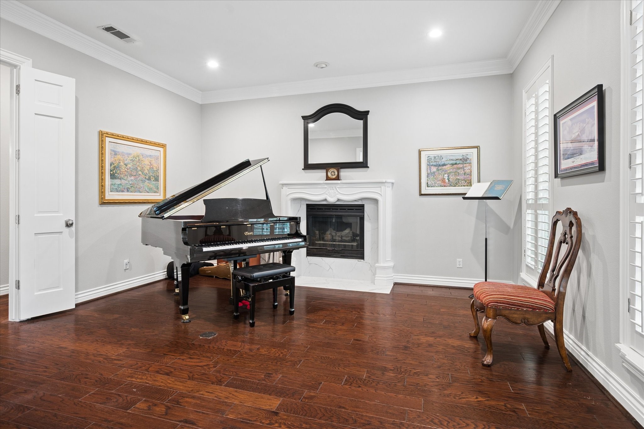 2400 Danbury Drive
