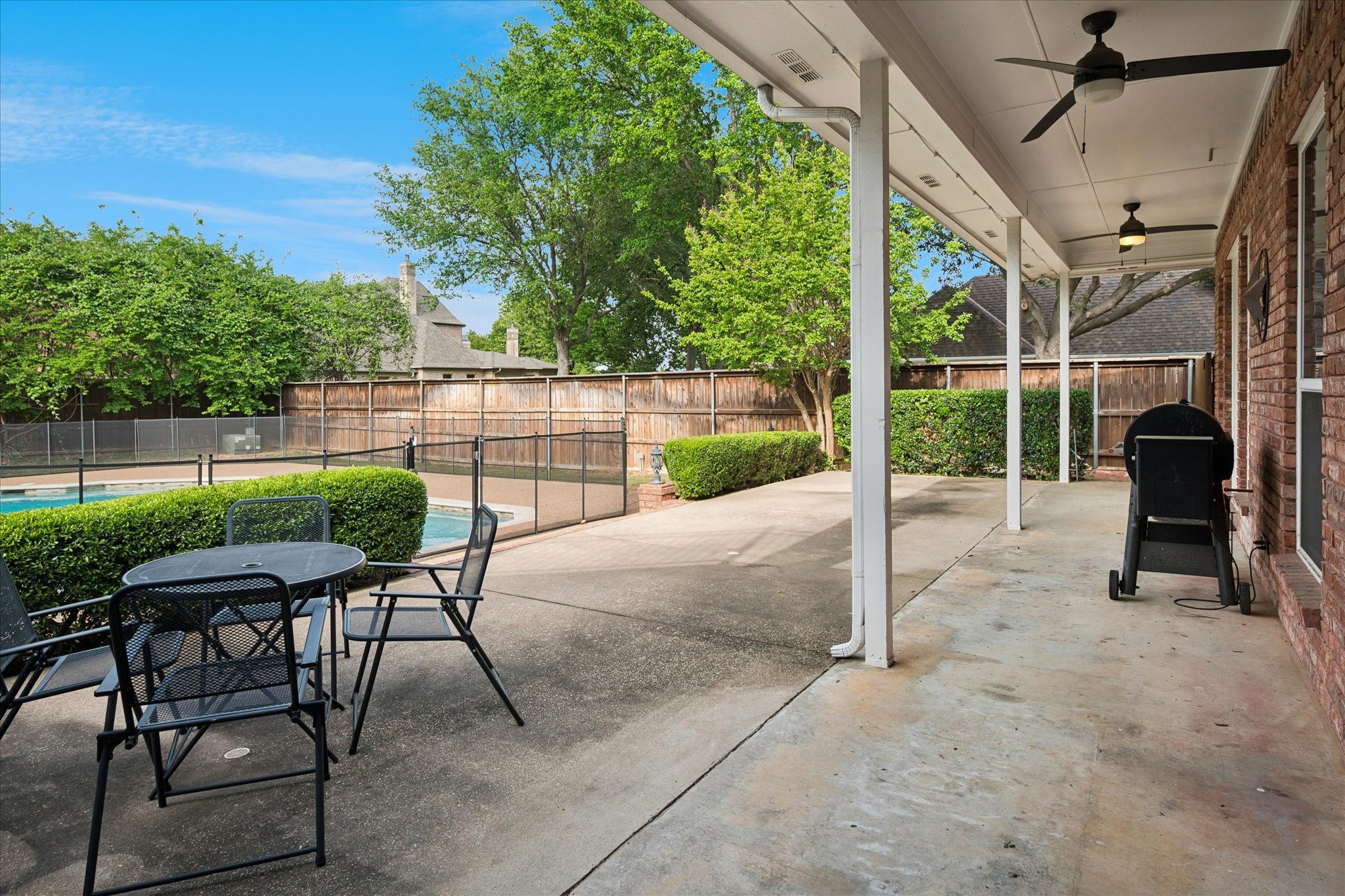 2400 Danbury Drive