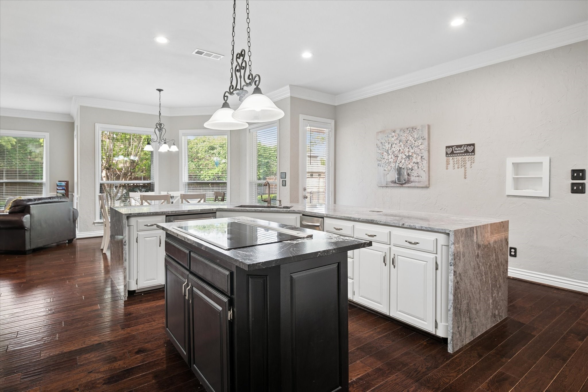 2400 Danbury Drive