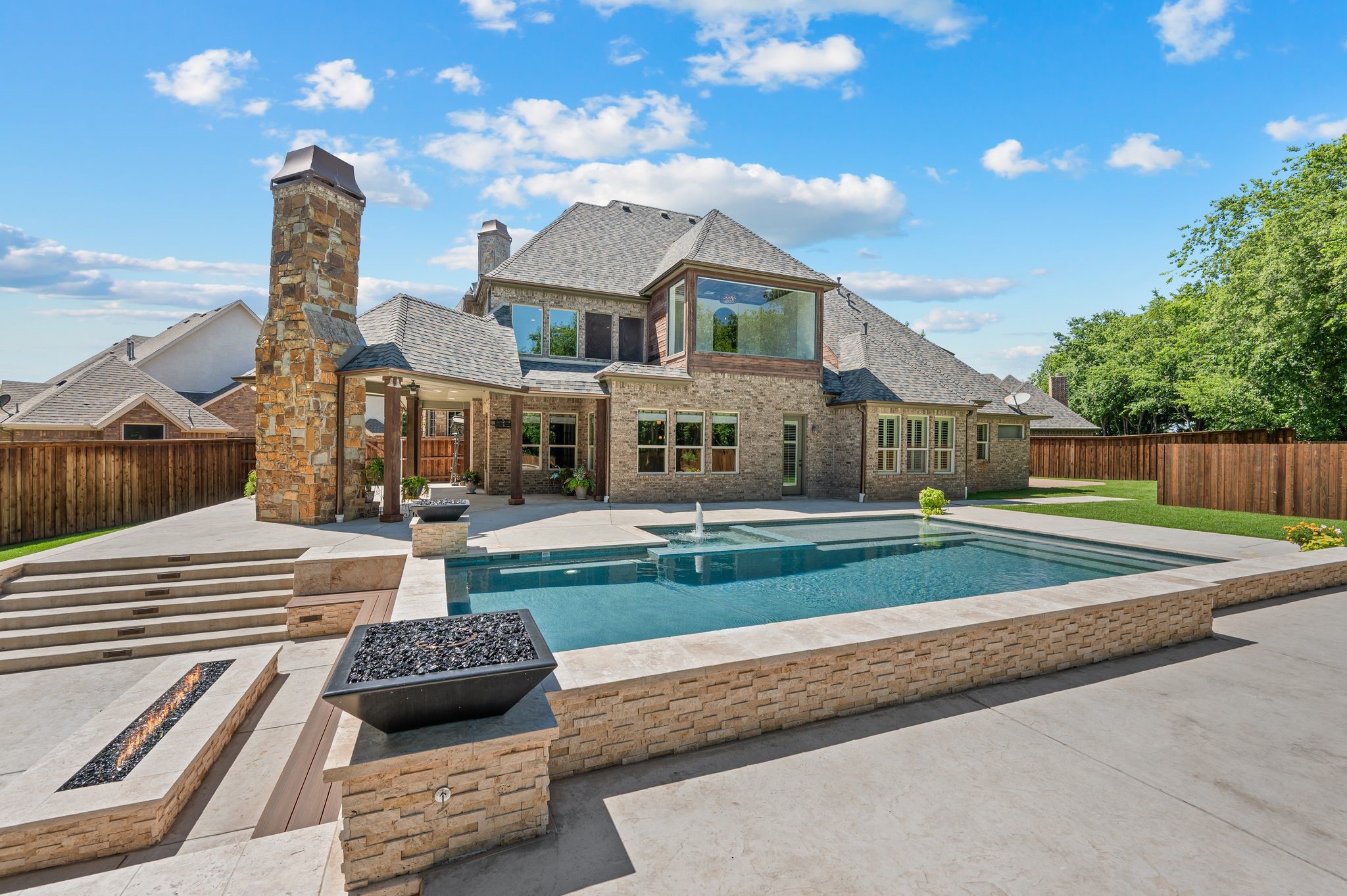 2034 Churchill Downs Lane