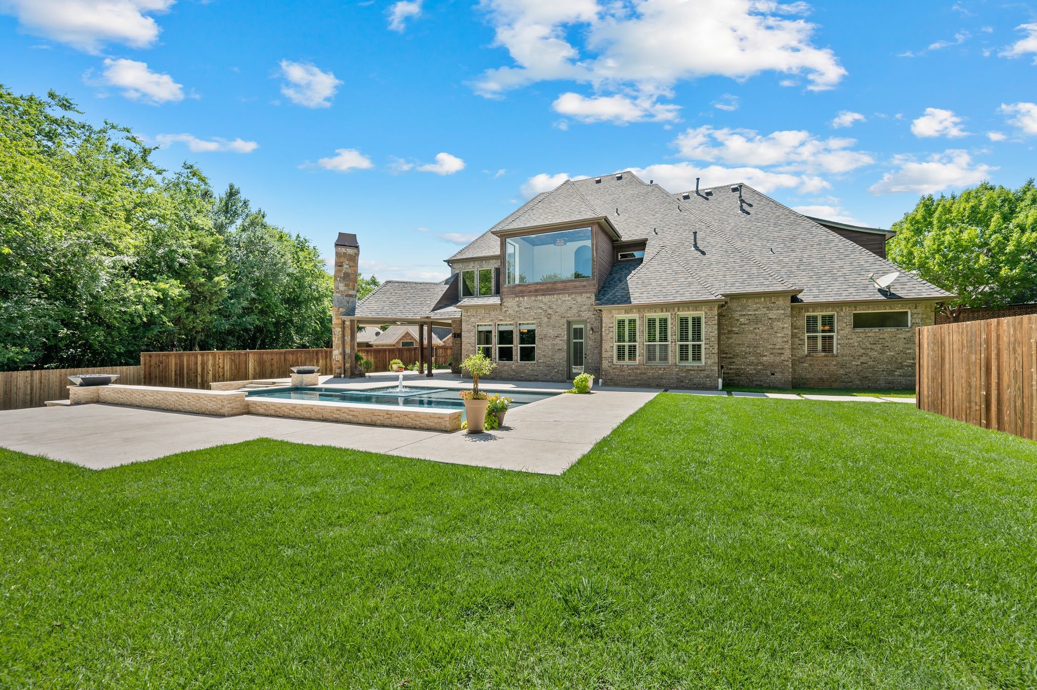 2034 Churchill Downs Lane