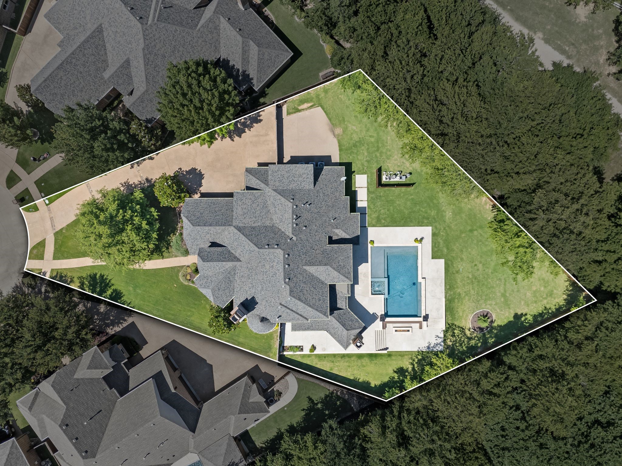 2034 Churchill Downs Lane