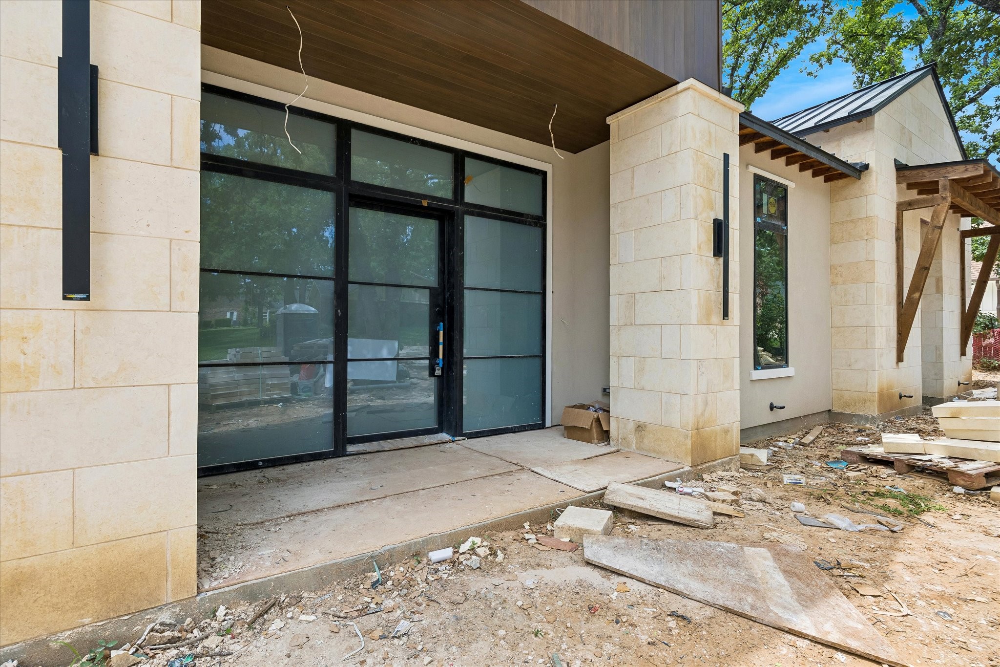 413 Live Oak Drive