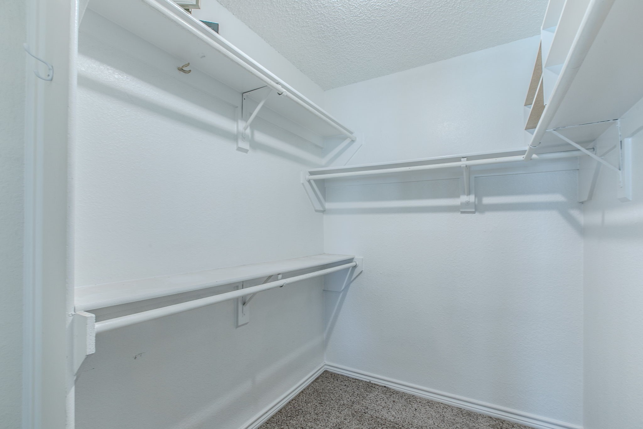 2759 Wentworth Drive