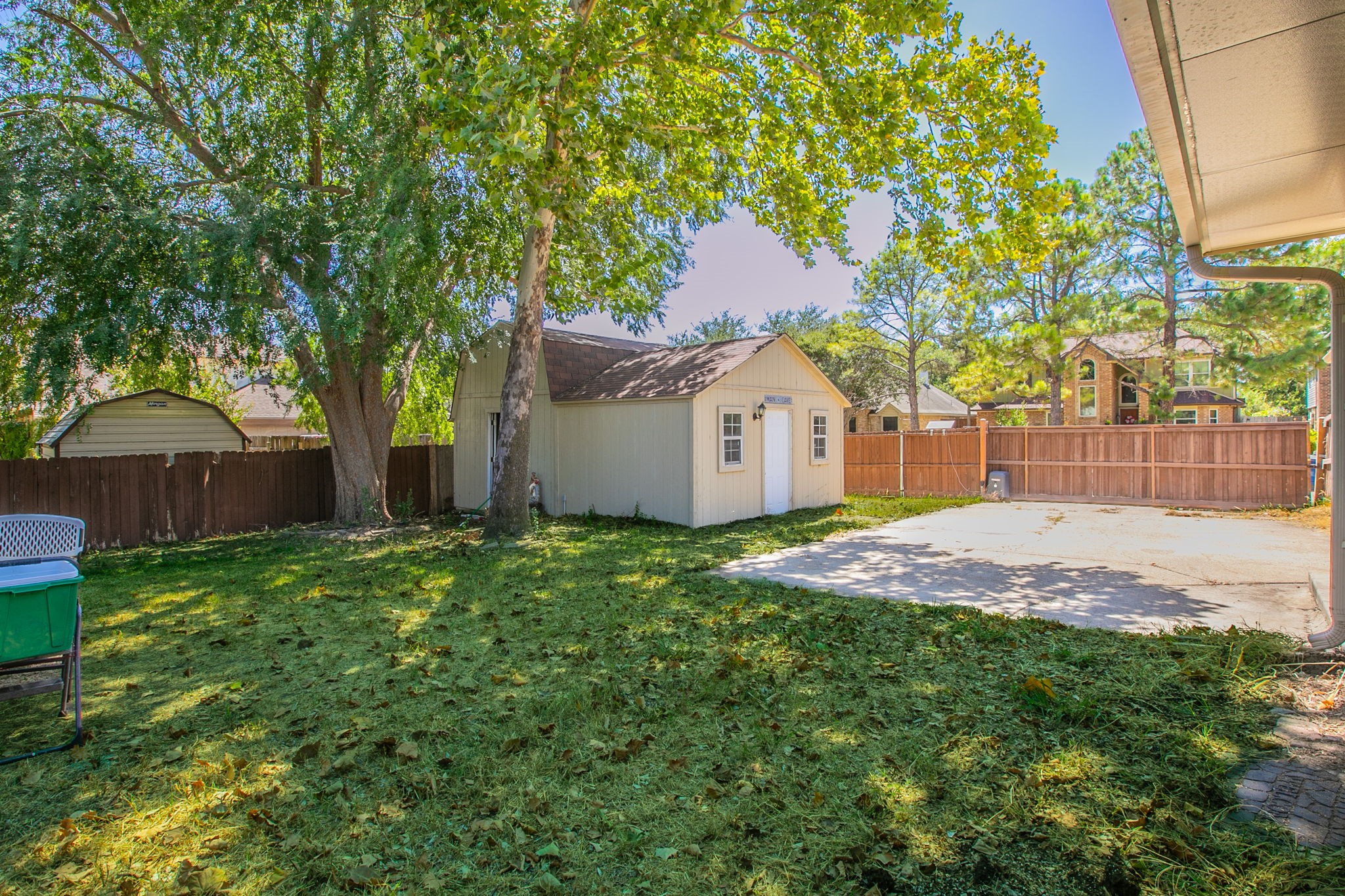 2759 Wentworth Drive