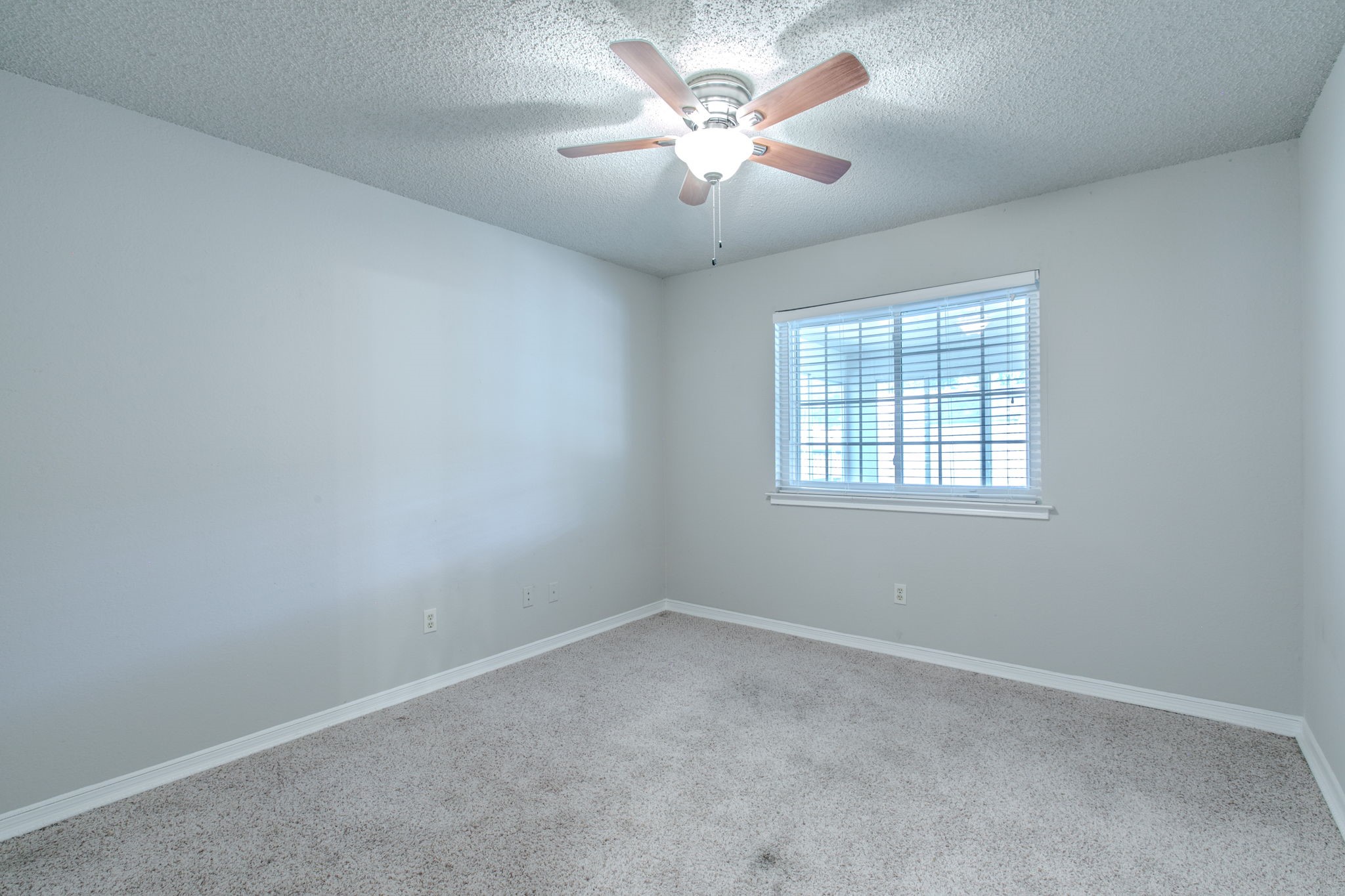 2759 Wentworth Drive