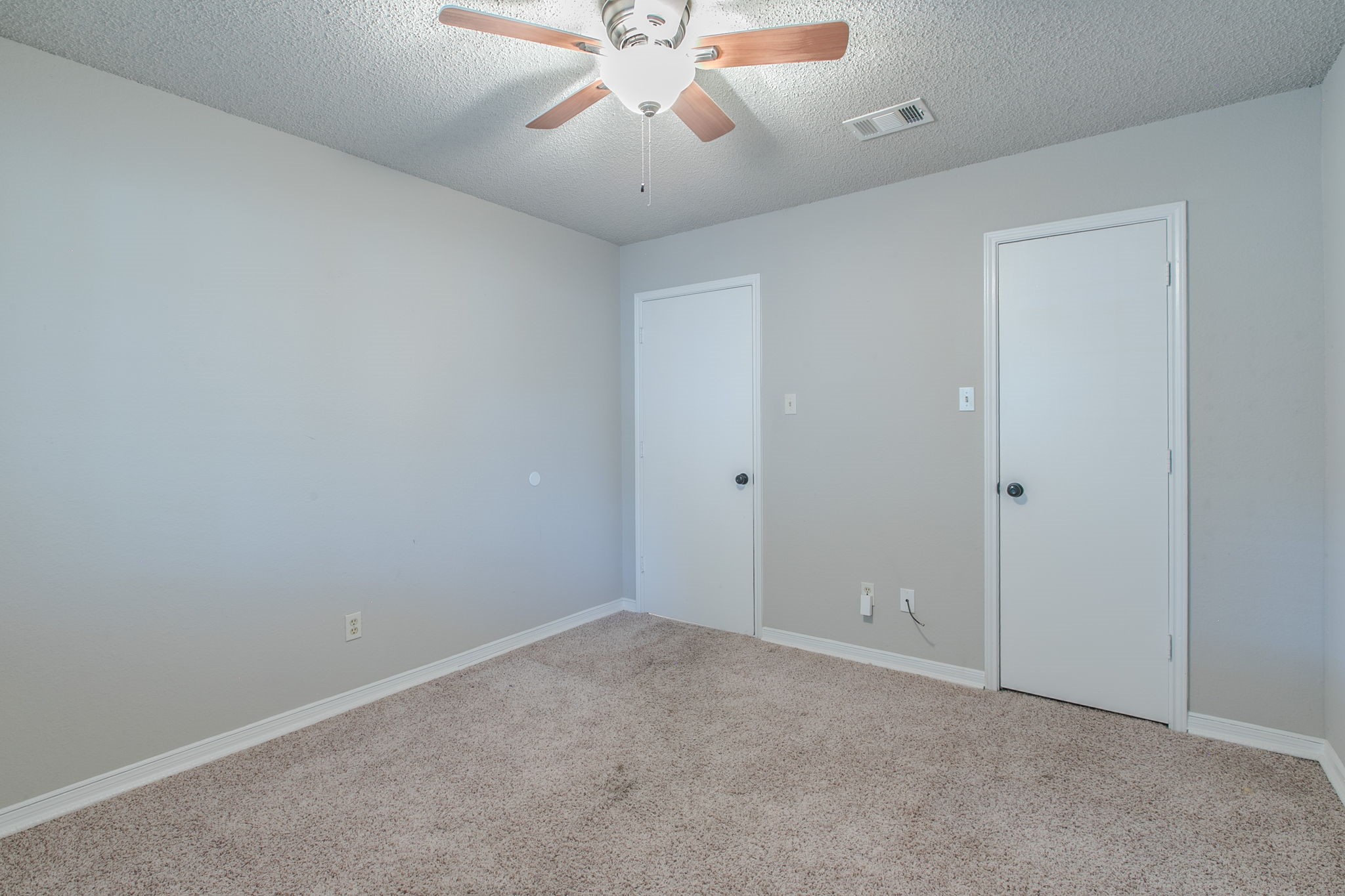 2759 Wentworth Drive
