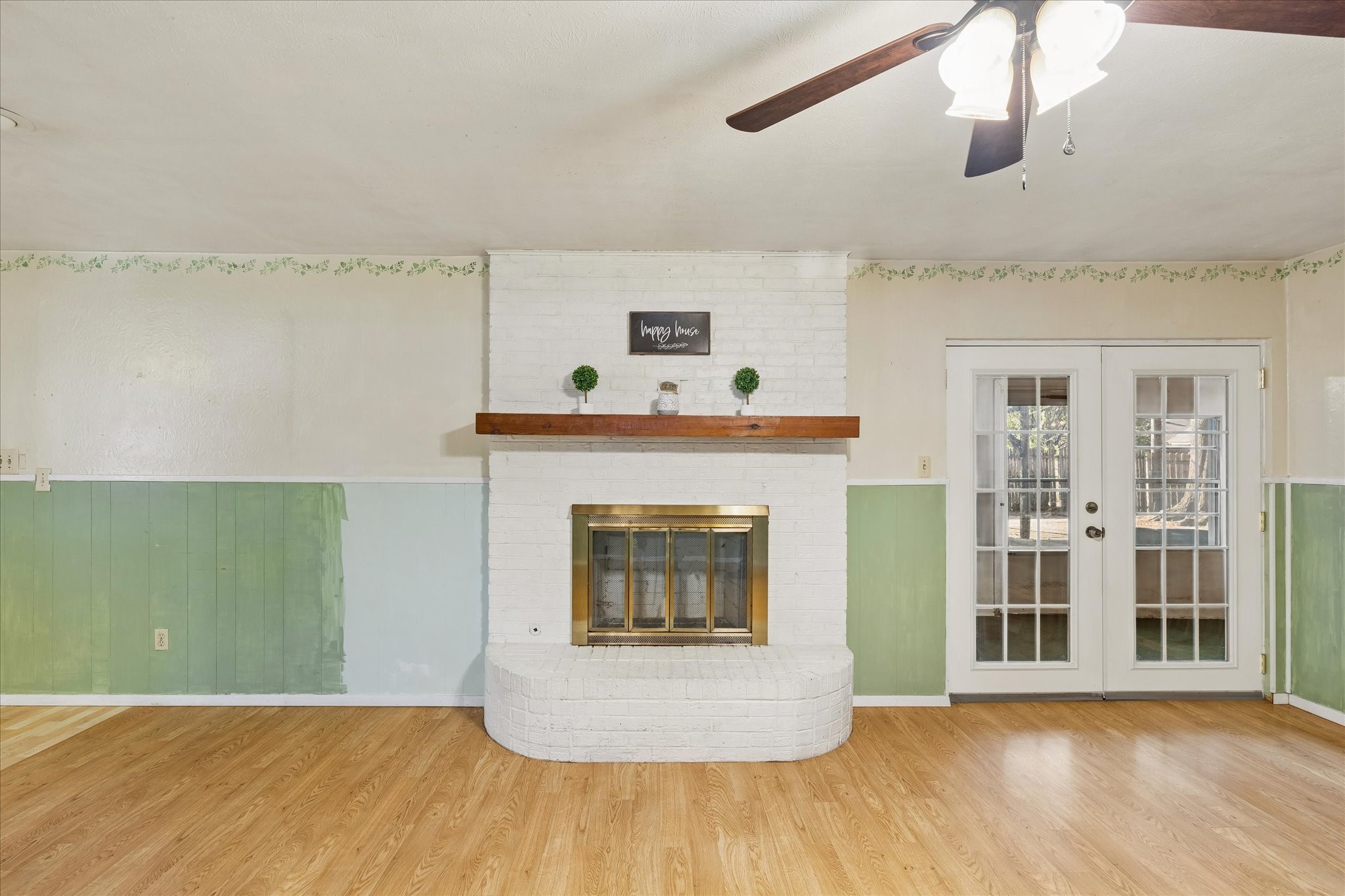 512 Brown Trail Court