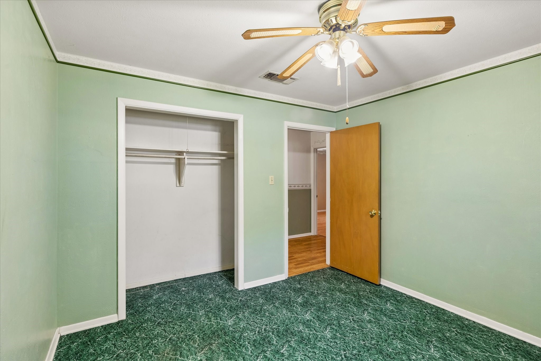 512 Brown Trail Court