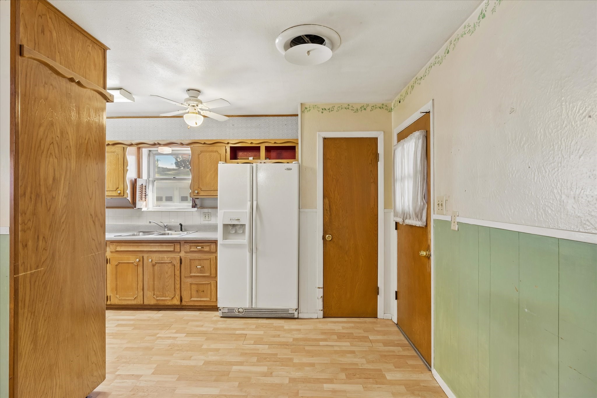 512 Brown Trail Court