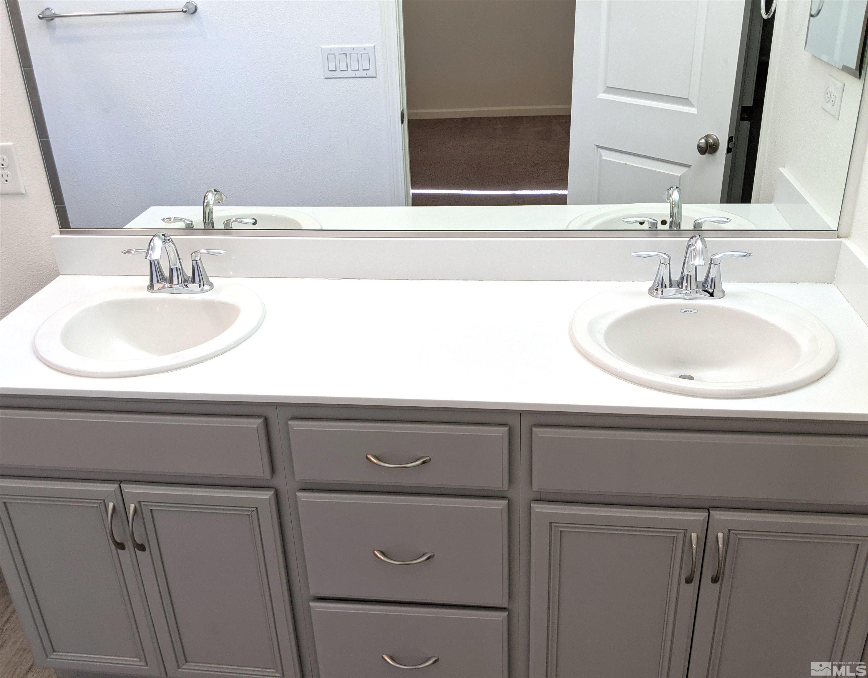 2896 Dana Kristin Ln.