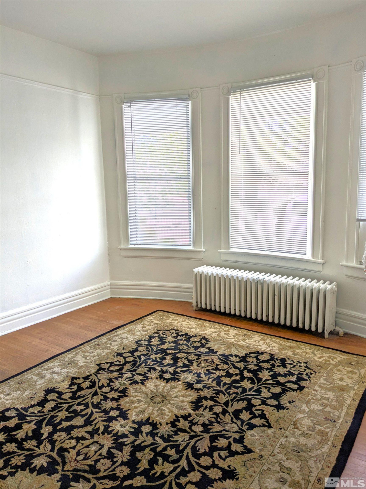 46 W 10th