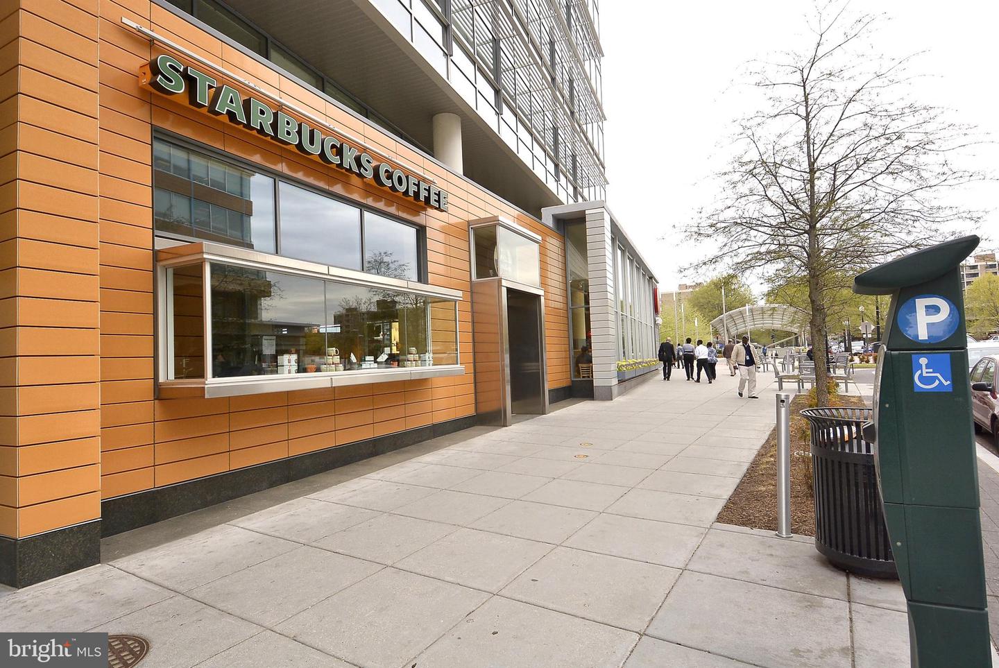 700 7TH STREET SW Unit: 326