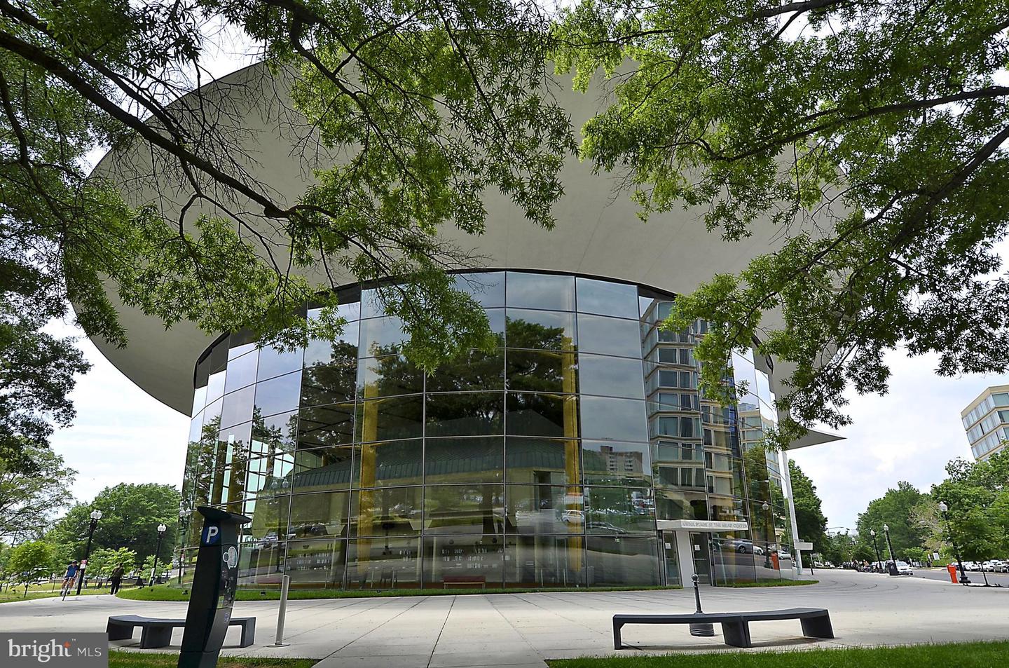700 7TH STREET SW Unit: 326