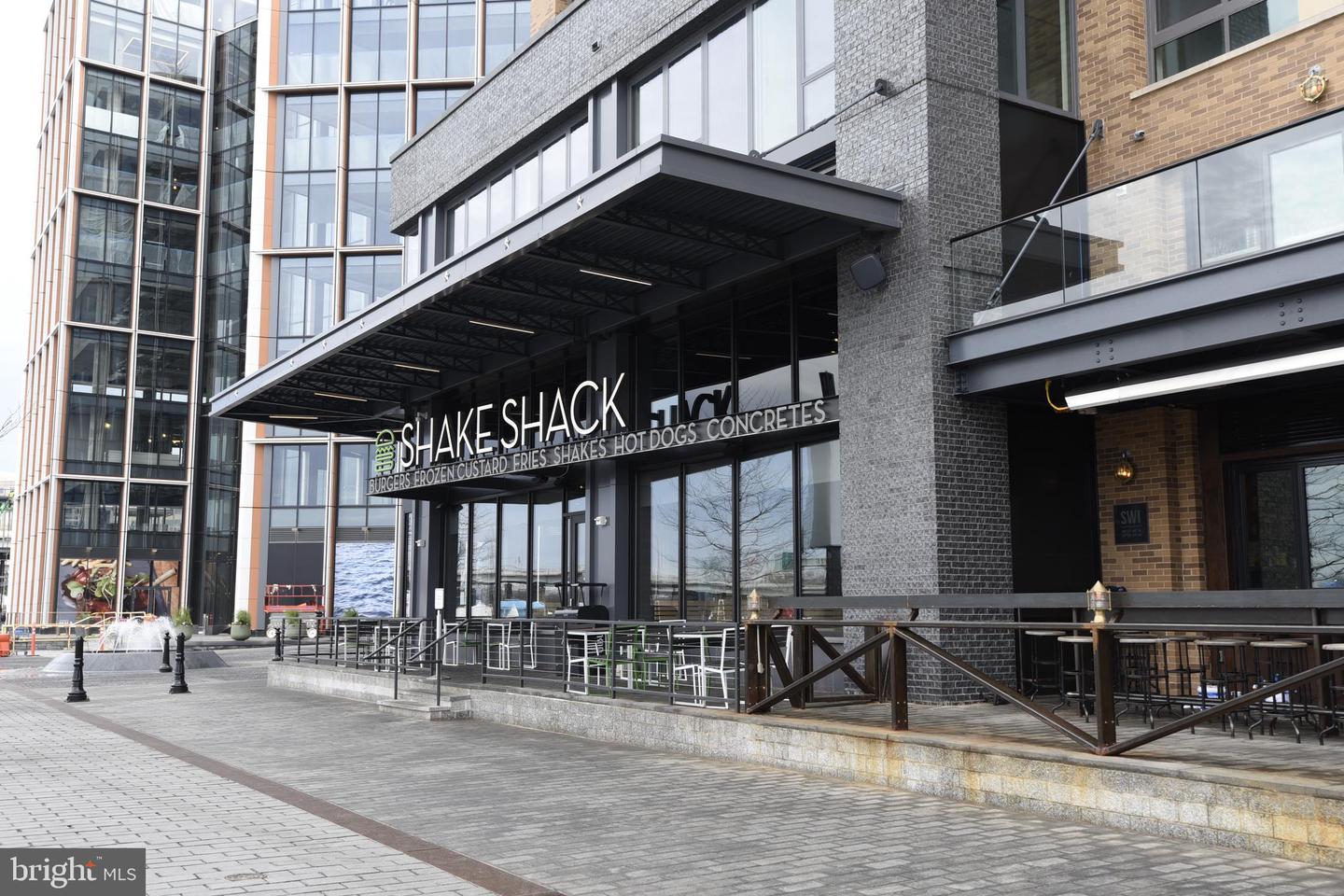 700 7TH STREET SW Unit: 326