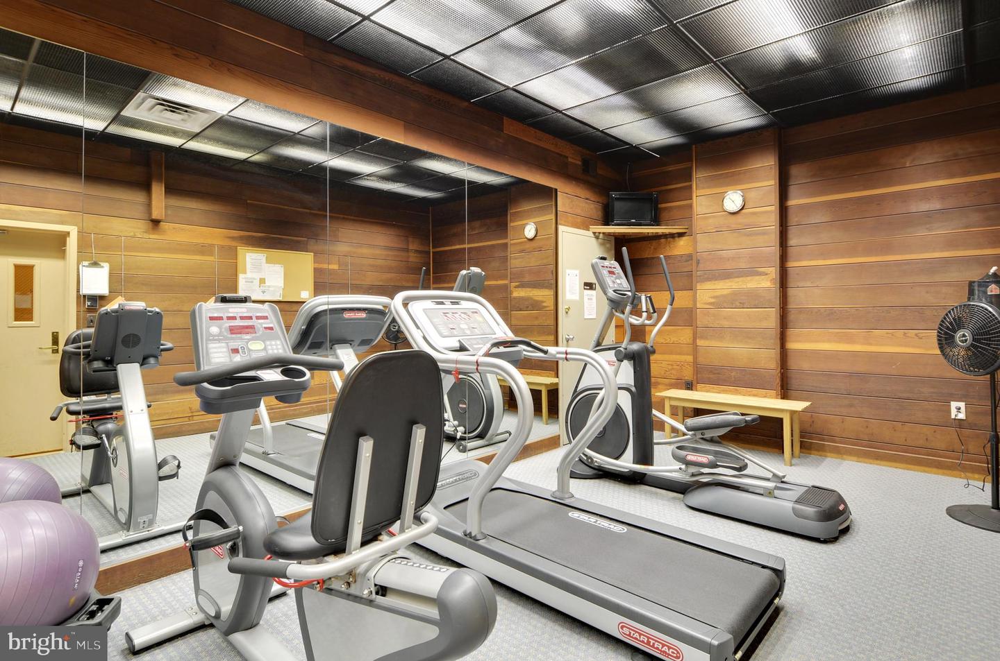 700 7TH STREET SW Unit: 326