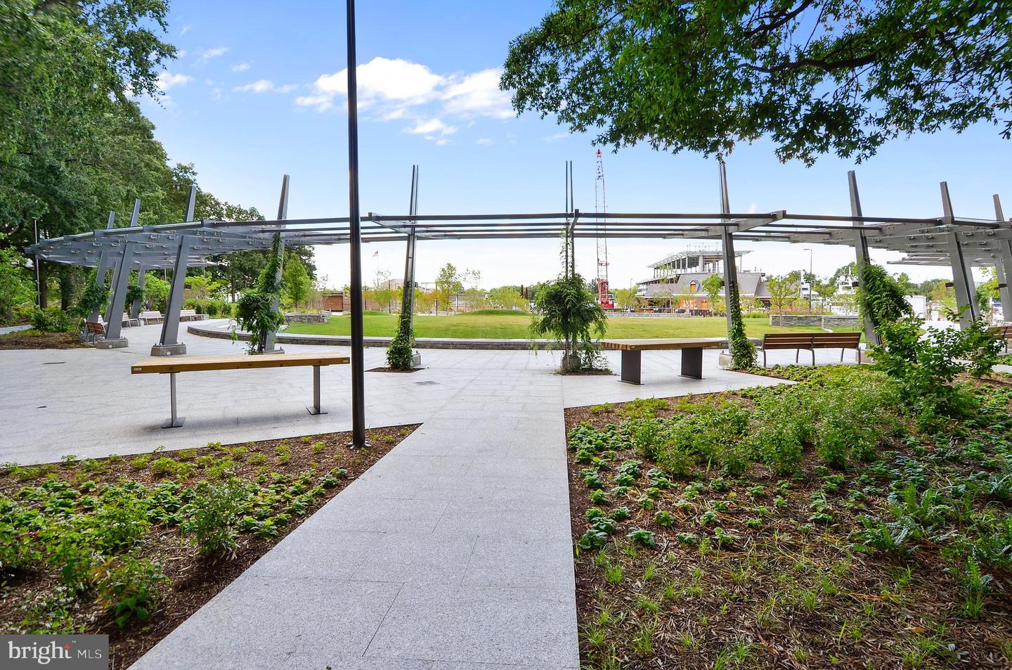 700 7TH STREET SW Unit: 326