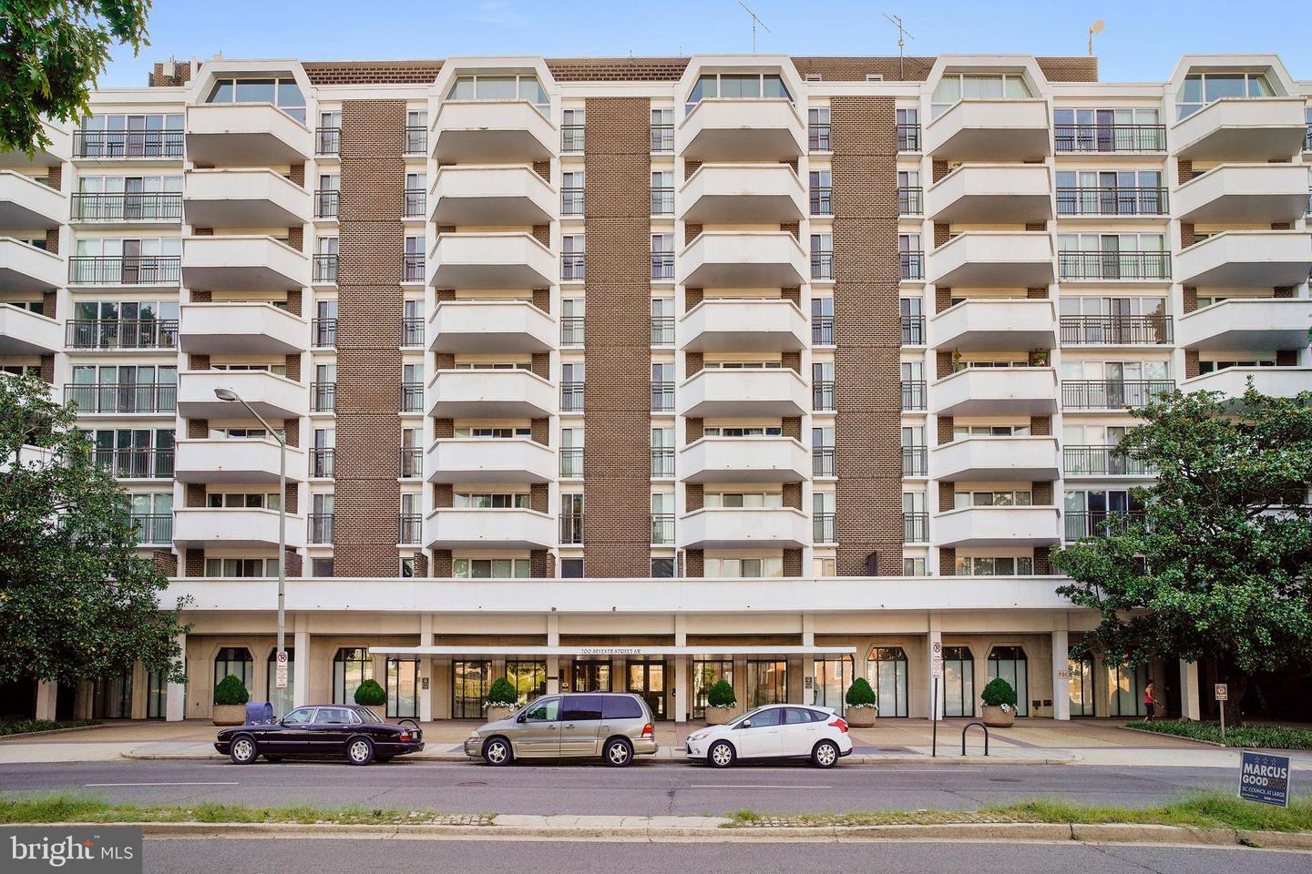 700 7TH STREET SW Unit: 326
