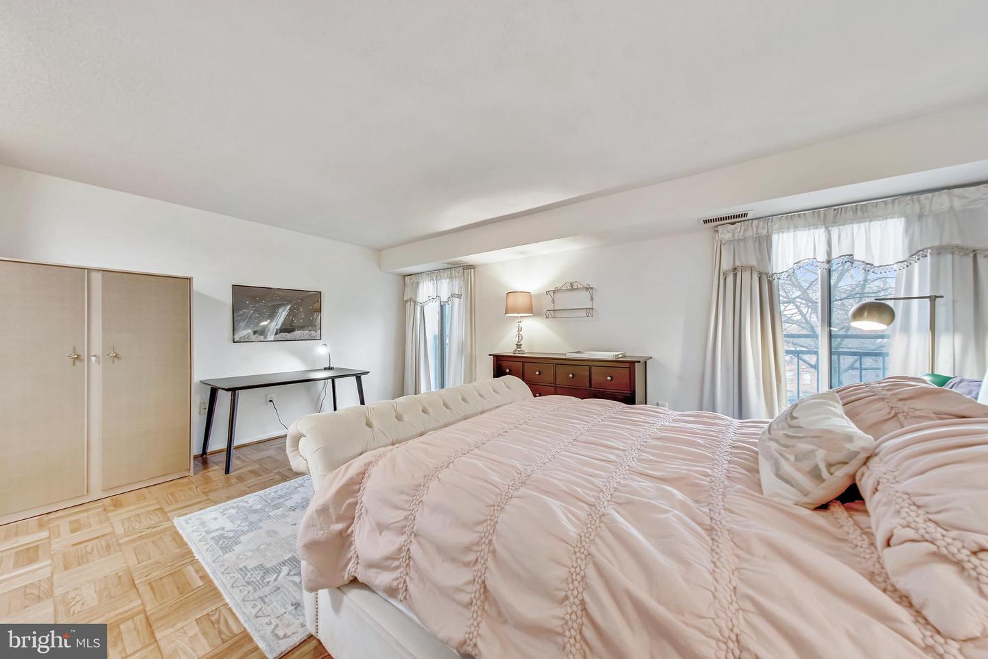 700 7TH STREET SW Unit: 326