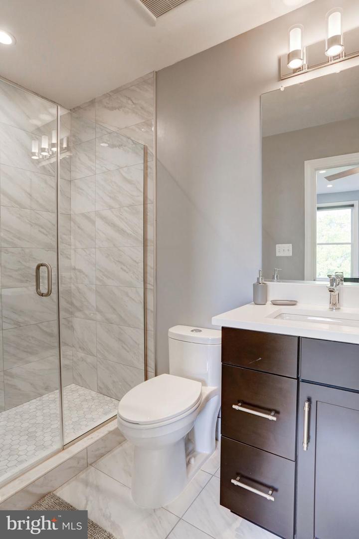 434 3RD STREET NE Unit: 2