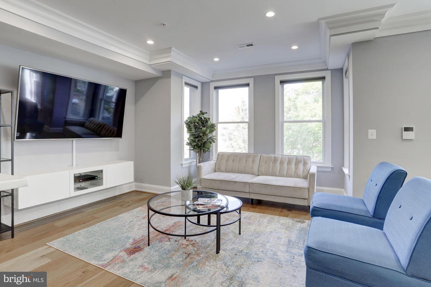 434 3RD STREET NE Unit: 2