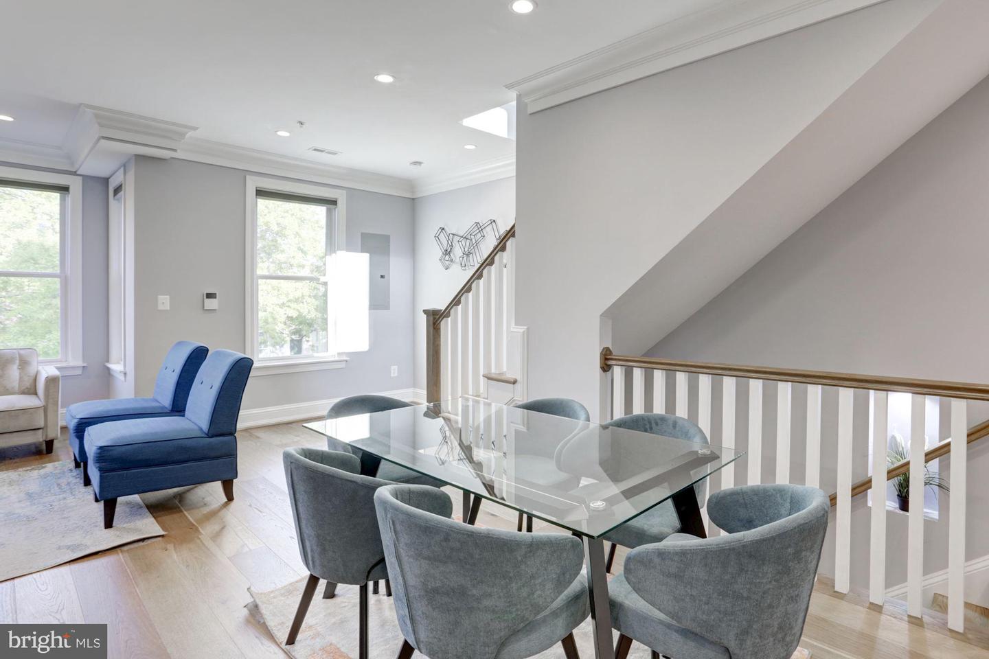 434 3RD STREET NE Unit: 2