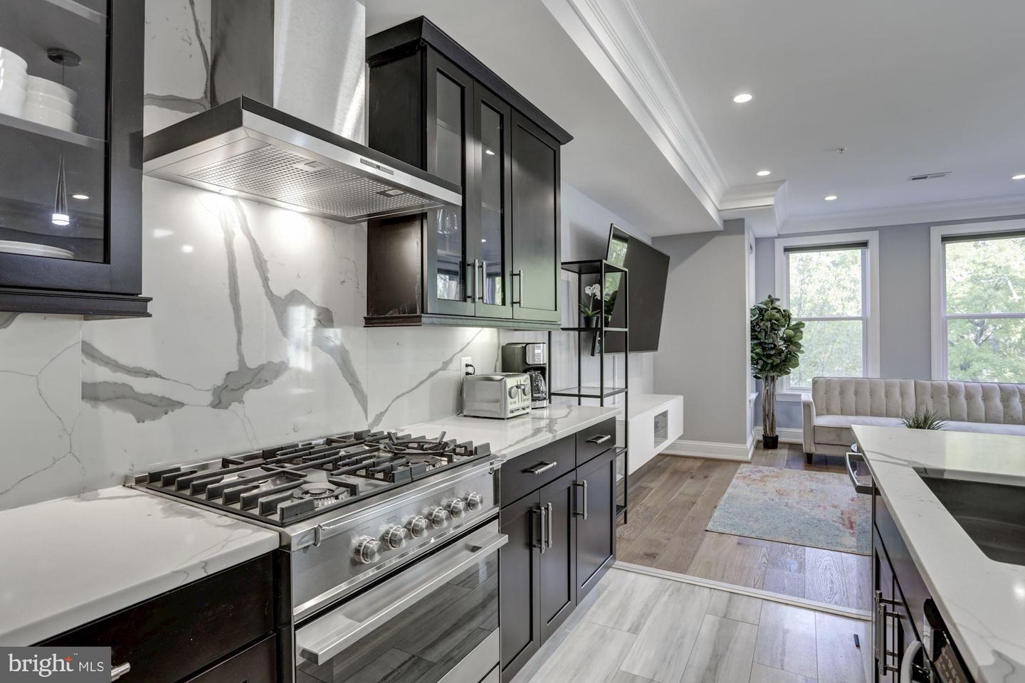 434 3RD STREET NE Unit: 2