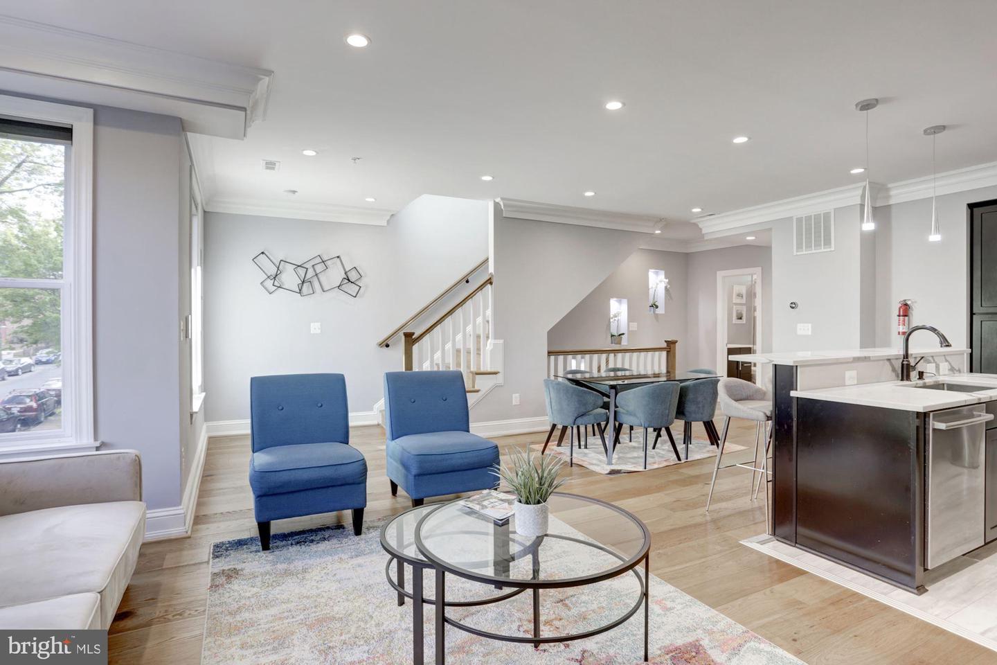 434 3RD STREET NE Unit: 2