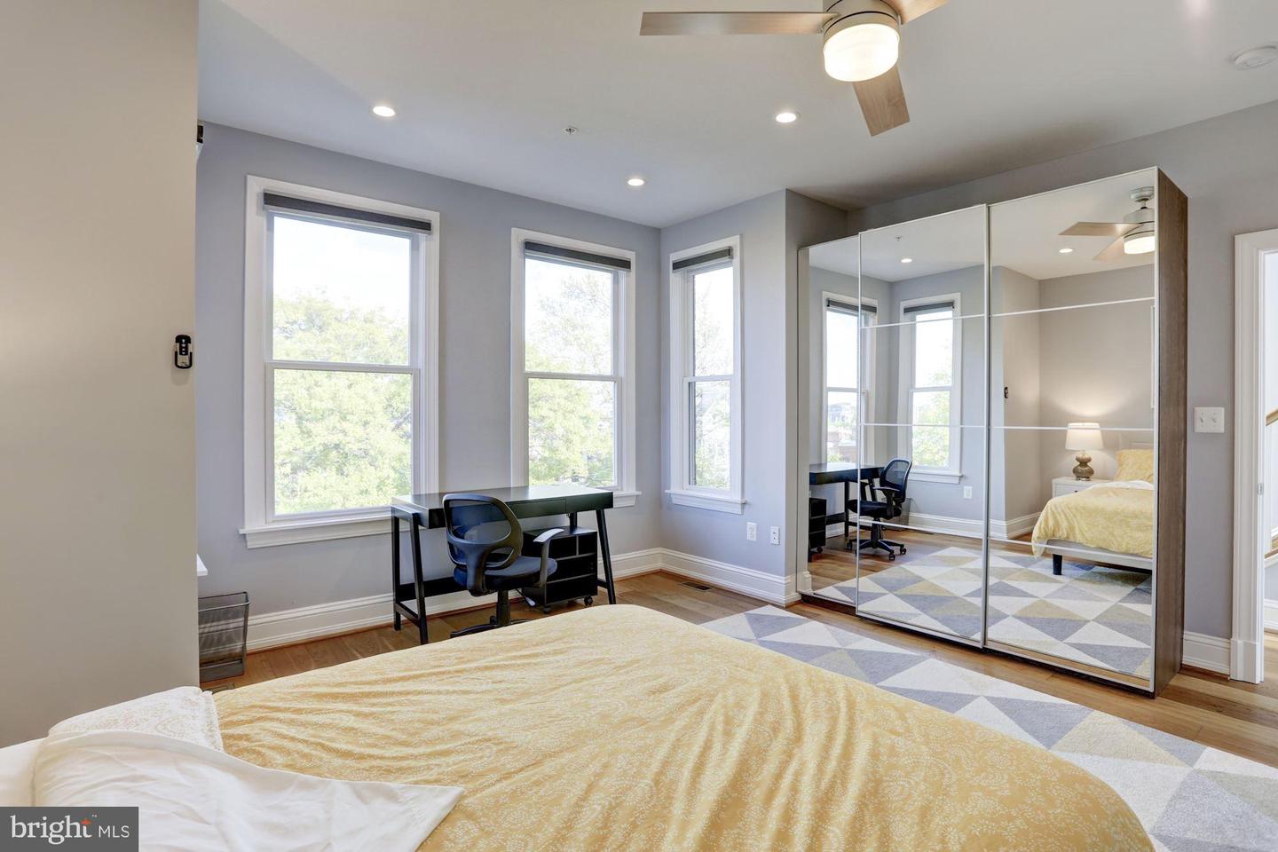 434 3RD STREET NE Unit: 2