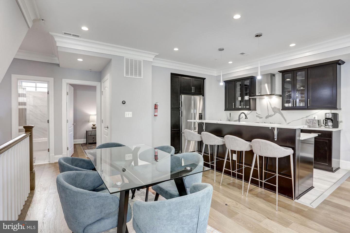 434 3RD STREET NE Unit: 2