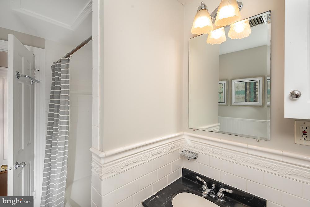 18 9TH STREET NE Unit: 308