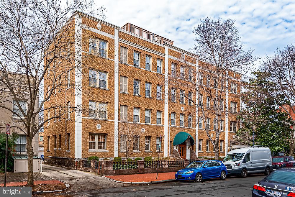 18 9TH STREET NE Unit: 308
