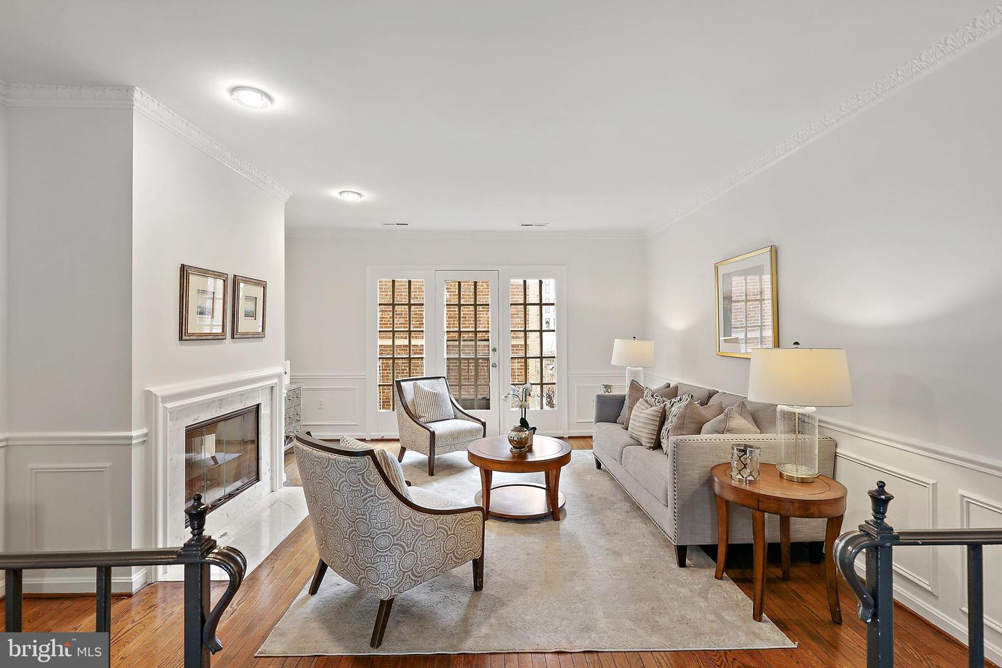 218 3RD STREET NE Unit: 30
