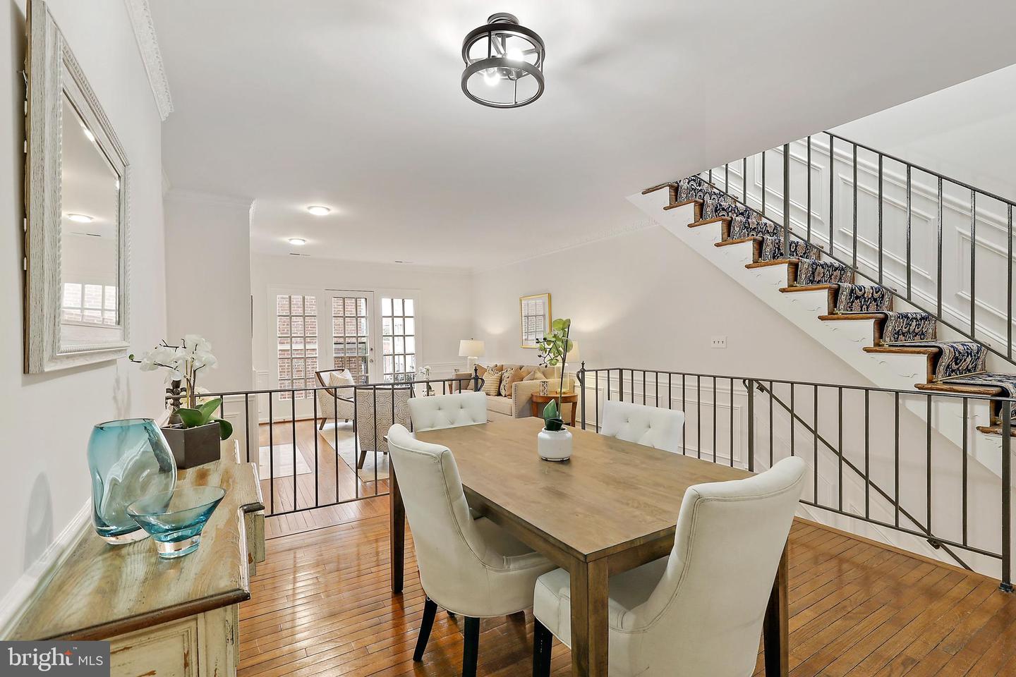 218 3RD STREET NE Unit: 30