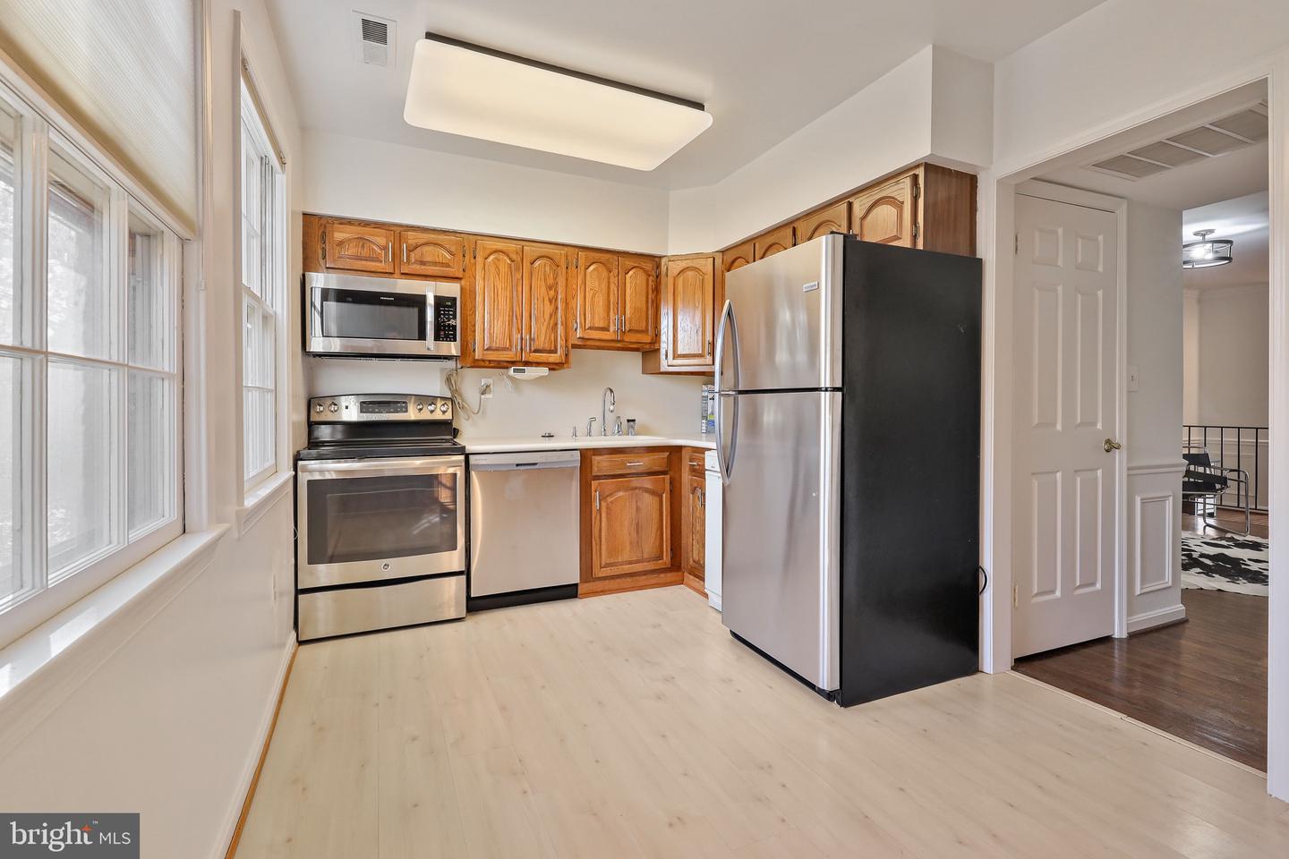 218 3RD STREET NE Unit: 30