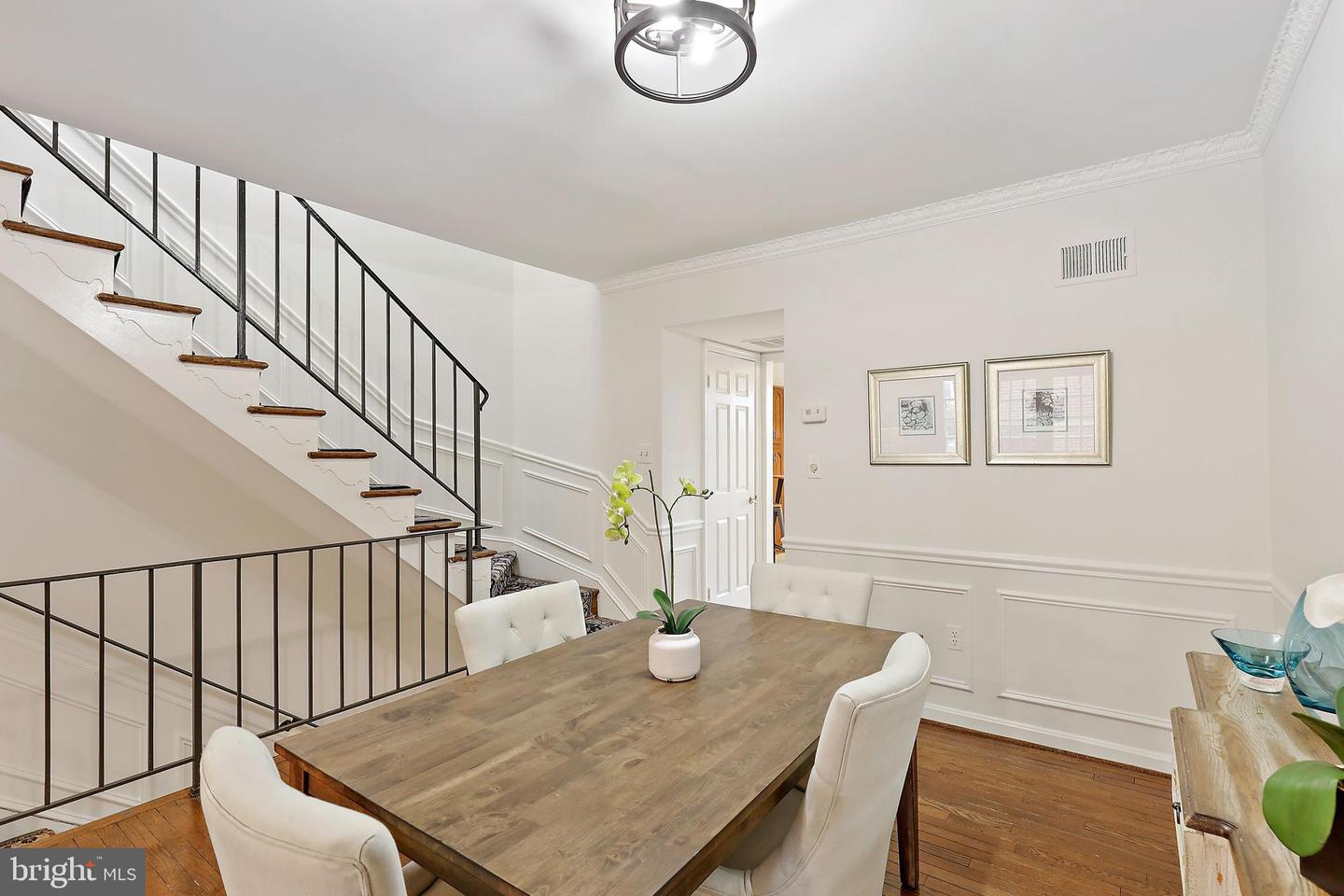 218 3RD STREET NE Unit: 30