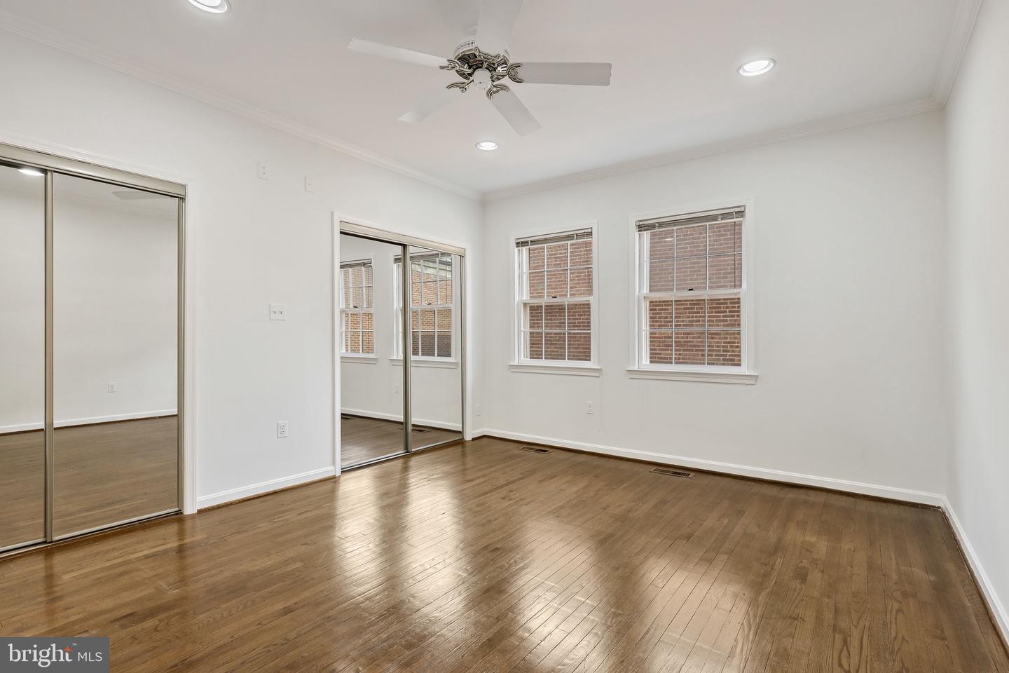 218 3RD STREET NE Unit: 30