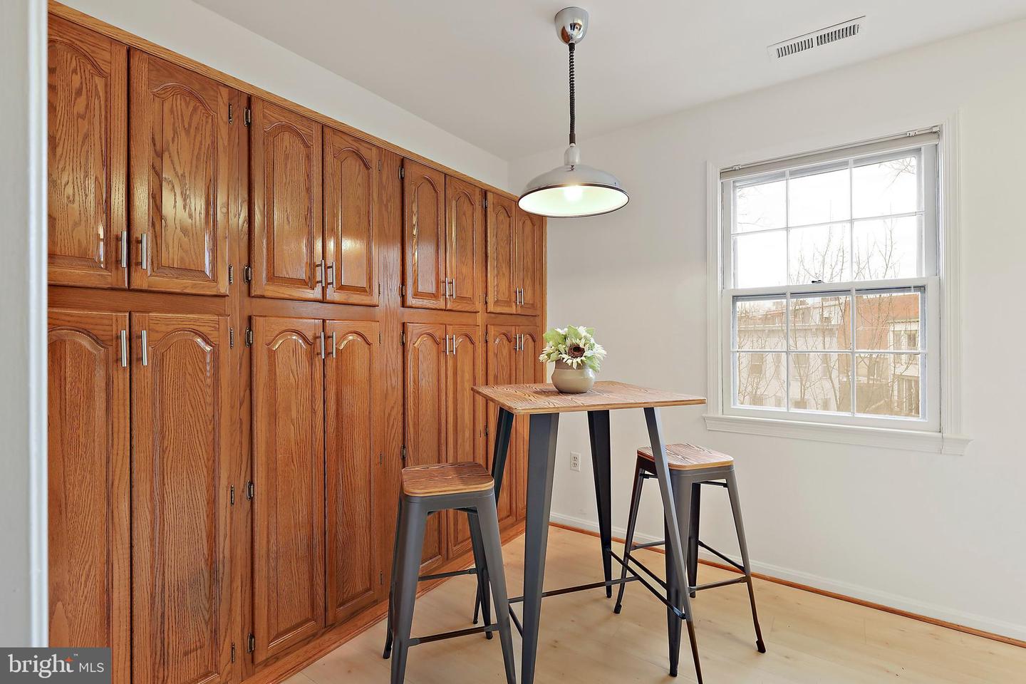 218 3RD STREET NE Unit: 30